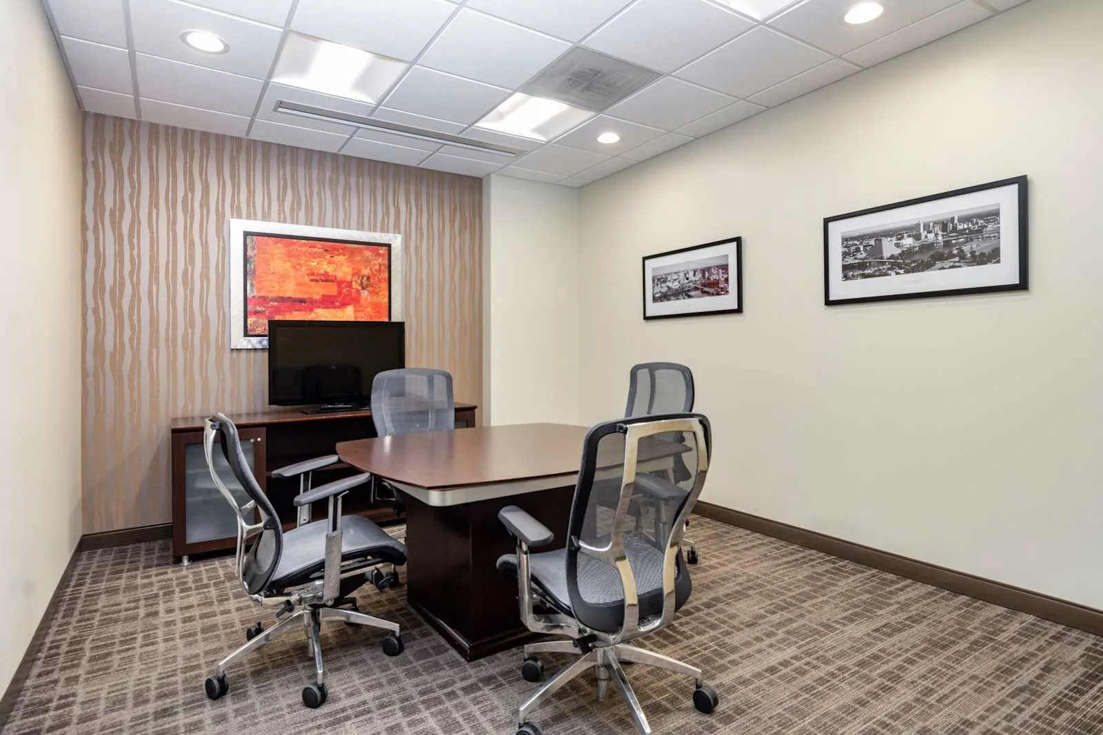 Regus AL, Birmingham - Meadow Brook, Meeting room for 4 people, Birmingham, AL
