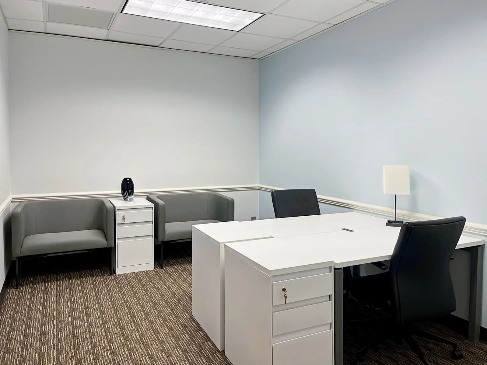 Regus AL, Birmingham - Perimeter Park (HQ), Private office, 2 desks, Birmingham, AL