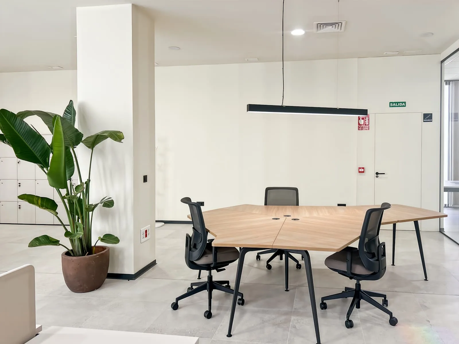 Regus Almeria, Vera, Espacio diáfano, Aguilas