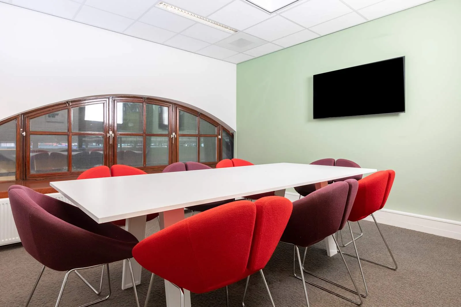 Regus AMSTERDAM, Central NS International - Regus Express, Meeting room for 10 people, Amsterdam