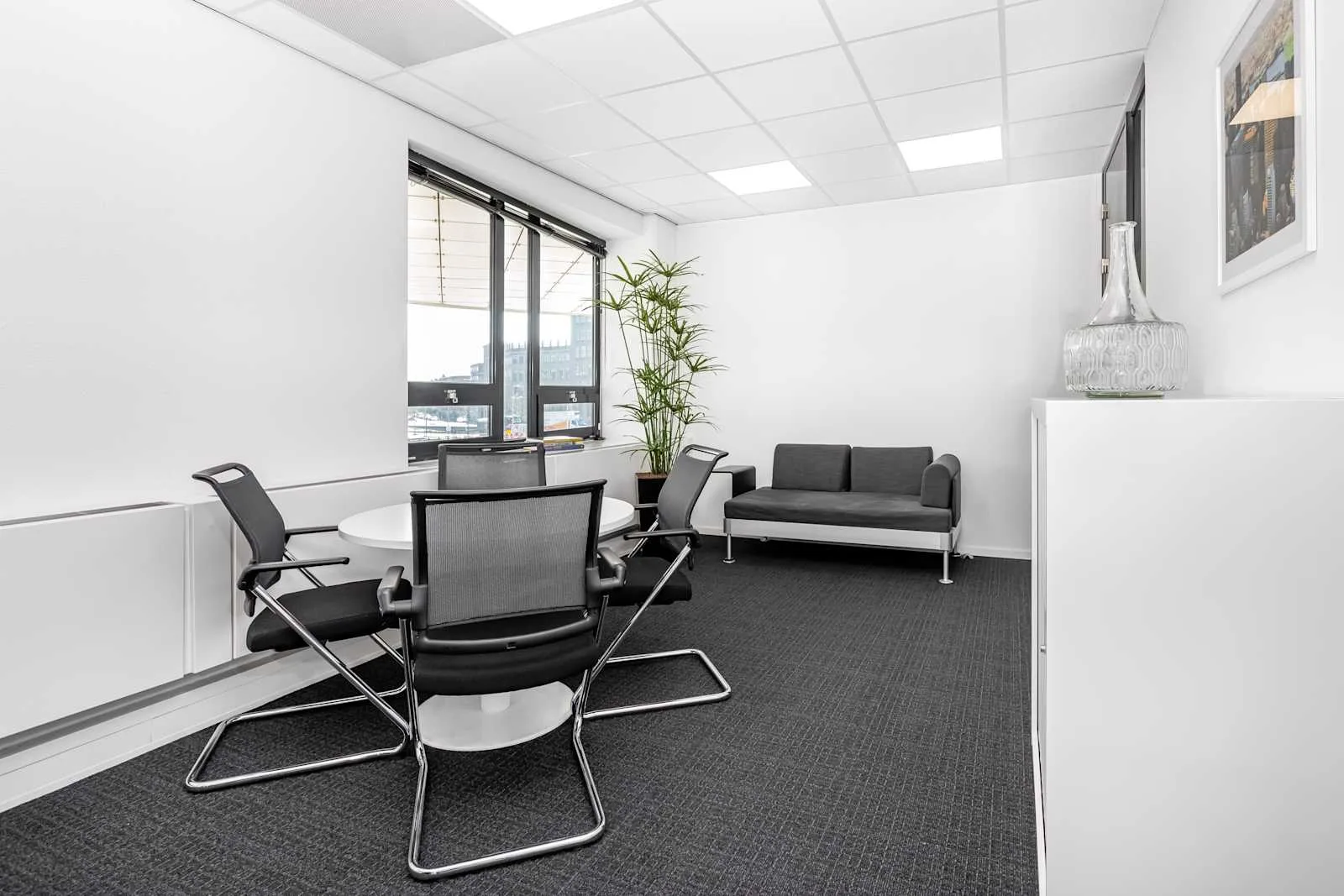 Regus AMSTERDAM, Sarphati Plaza, Meeting room for 4 people, Amsterdam