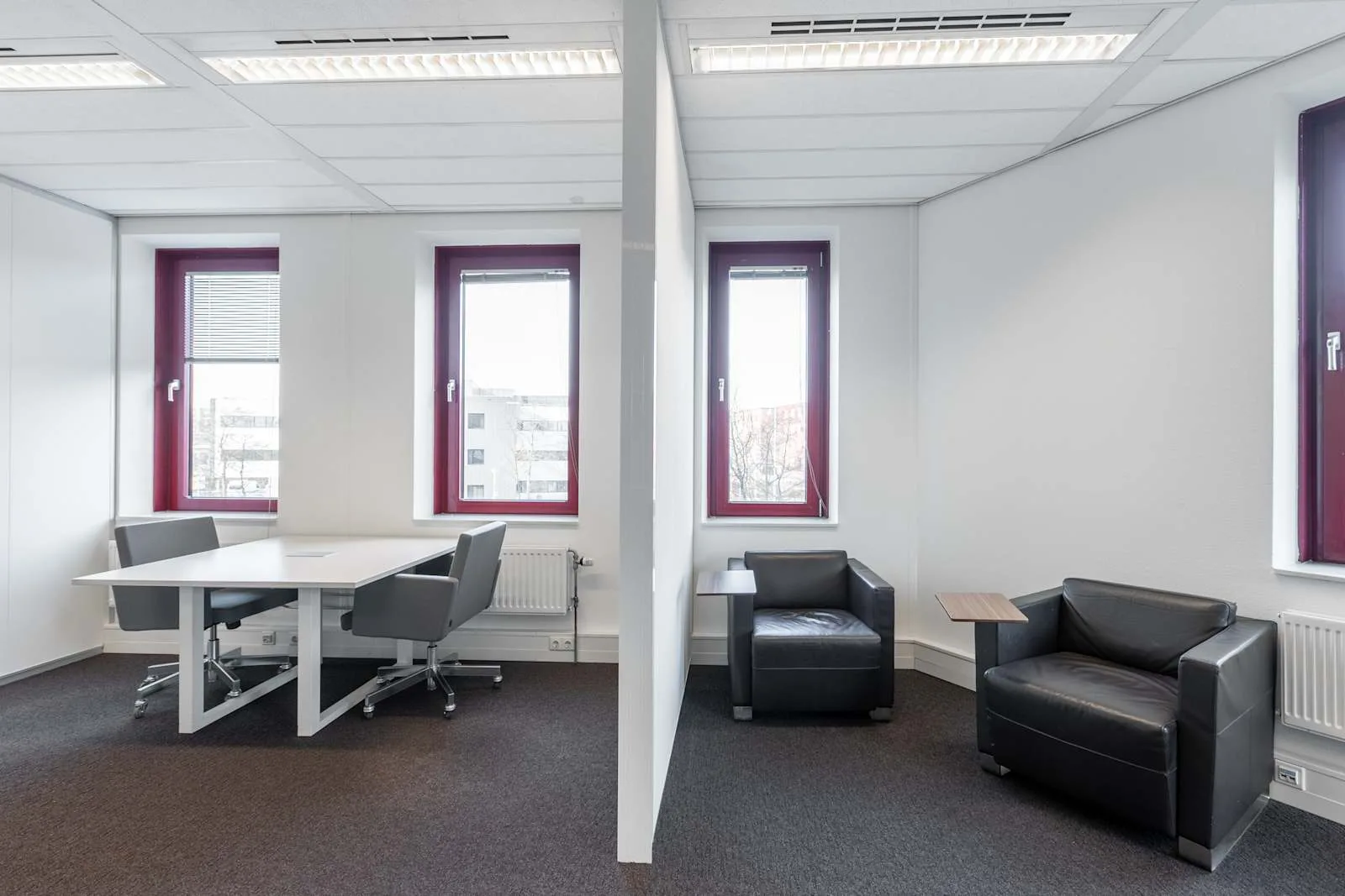 Regus Amsterdam, Sloterdijk, Salle de réunion 4 personnes, Amsterdam