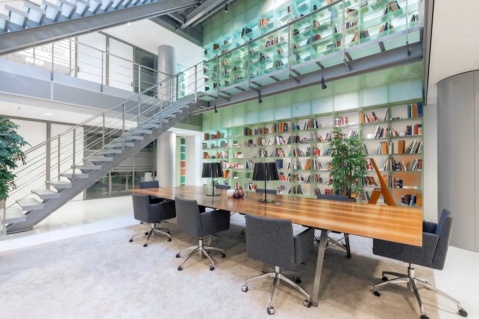 Regus AMSTERDAM, Vinoly, Meeting room for 8 people, Amsterdam
