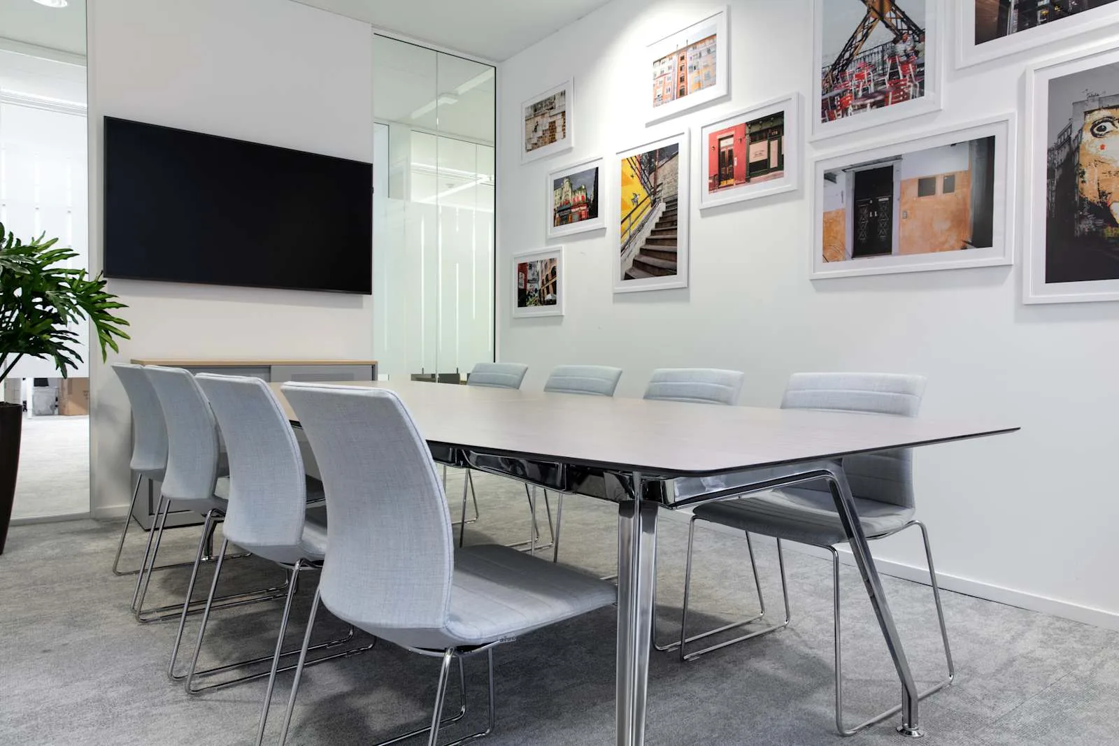 Regus AMSTERDAM, White Point, Meeting room for 8 people, Ouderkerk aan de Amstel
