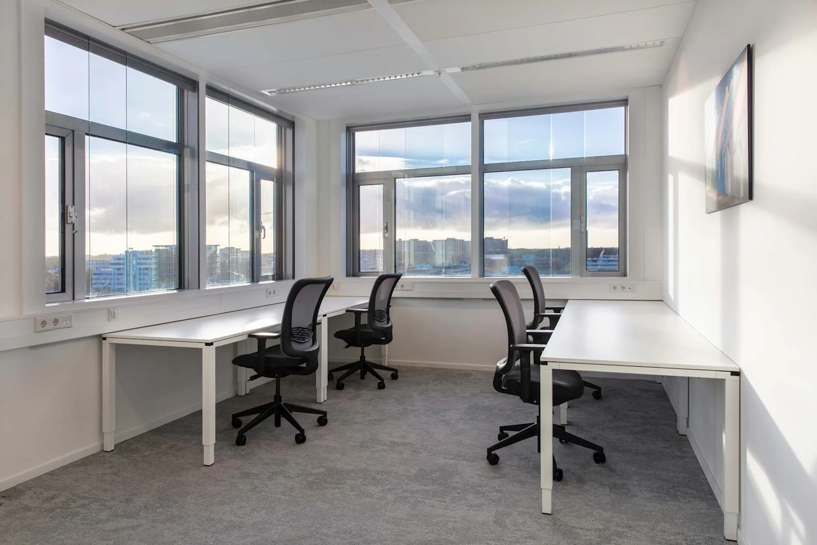 Regus AMSTERDAM, White Point, Private office, 4 desks, Ouderkerk aan de Amstel