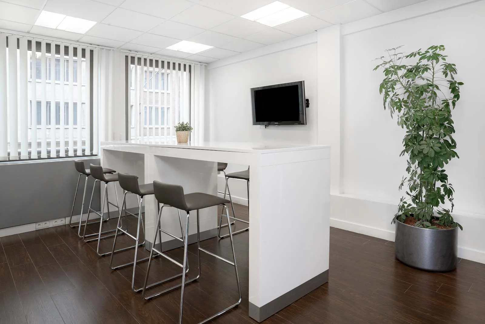 Regus ANTWERP, City Centre, Salle de réunion 6 personnes, Anvers
