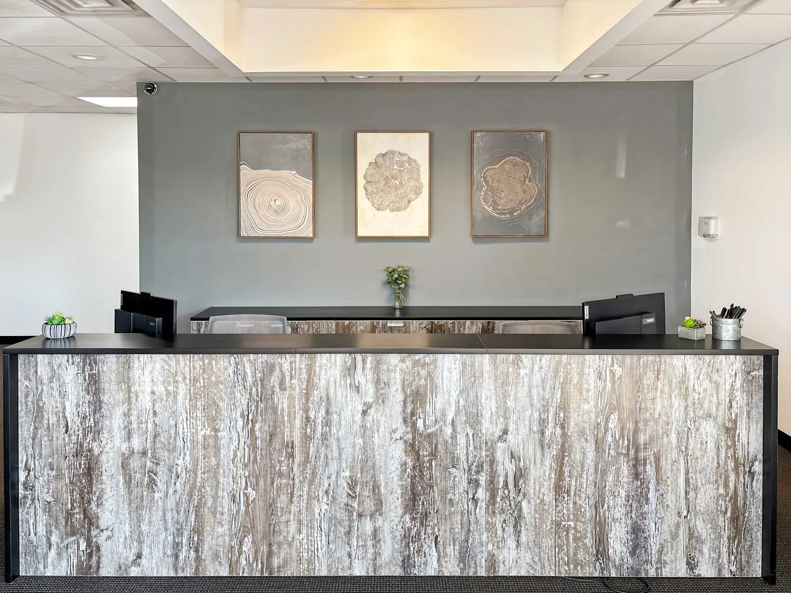 Regus AR, Bentonville - Beau Terre, Reception, Bentonville, AR