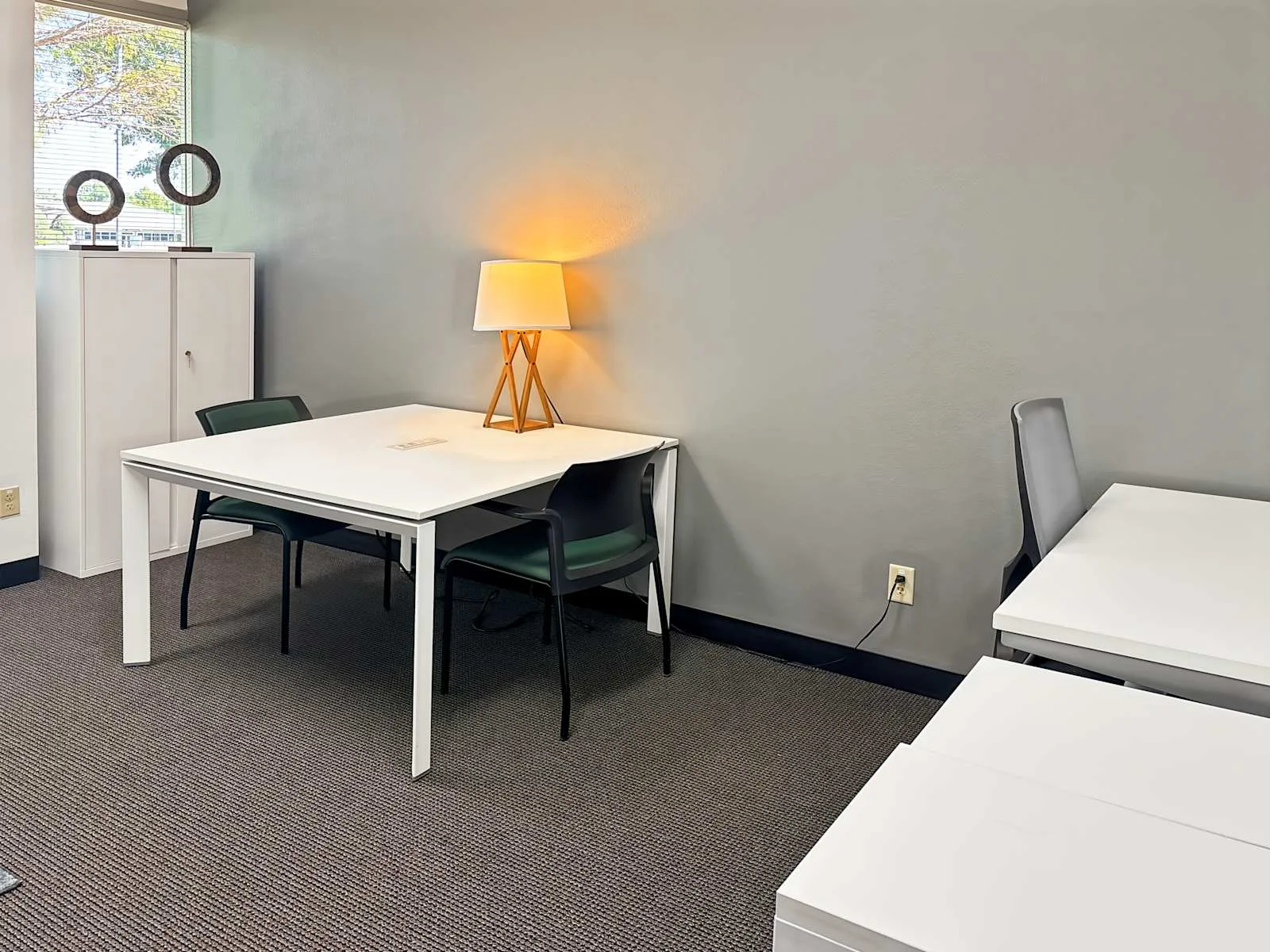 Regus AR, Bentonville - Beau Terre, Private office, 4 desks, Bentonville, AR