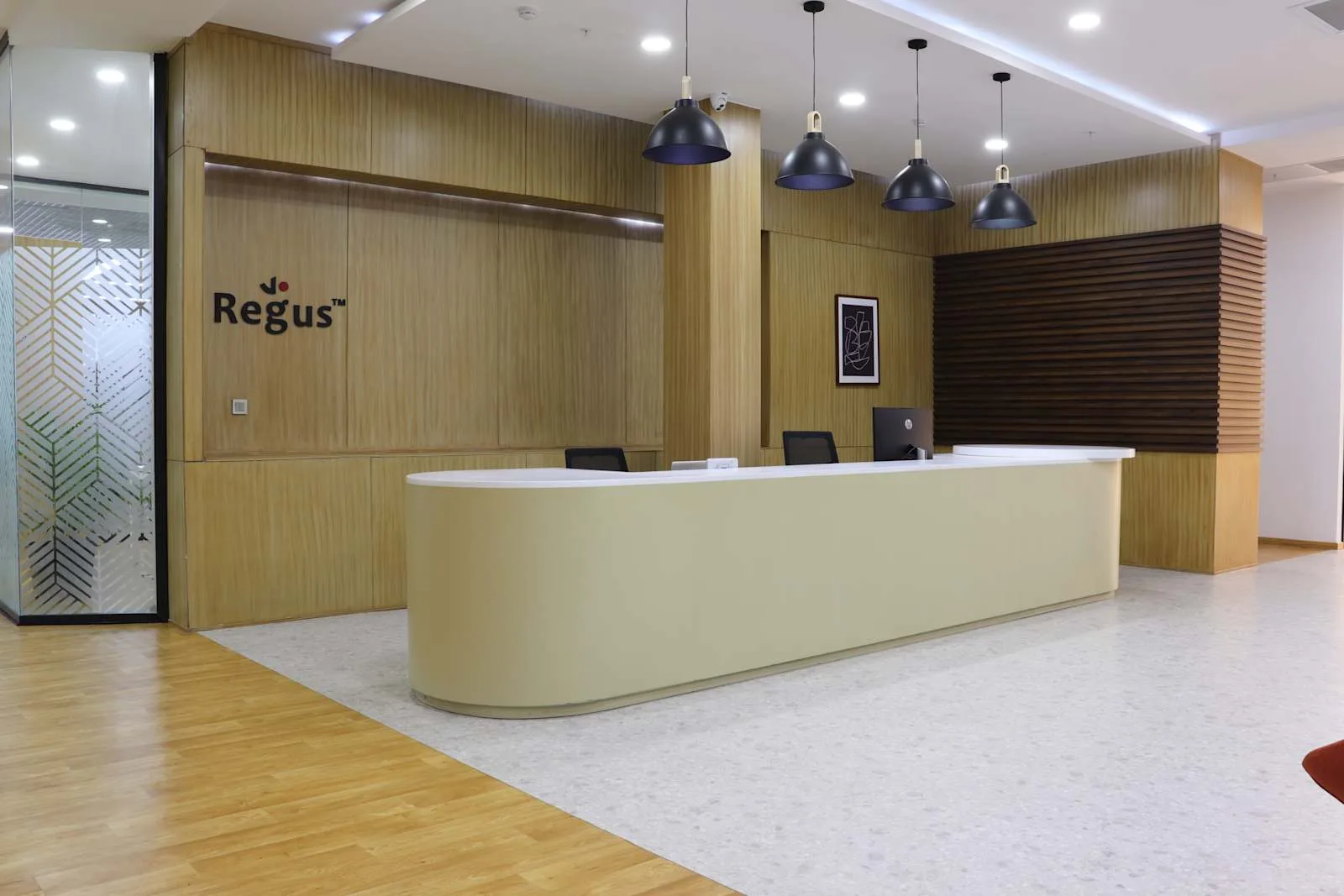 Regus Ashgabat, Hil Gurlusyk, Reception, Ashgabat