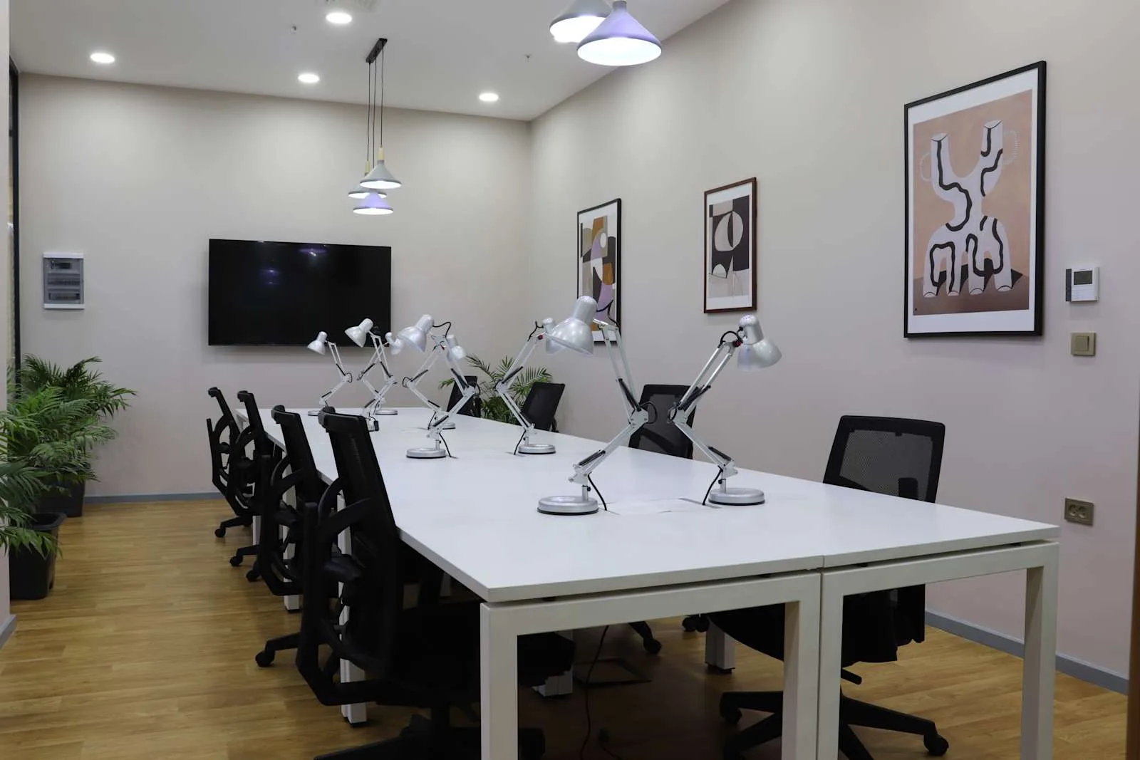 Regus Ashgabat, Hil Gurlusyk, Meeting room for 10 people, Ashgabat