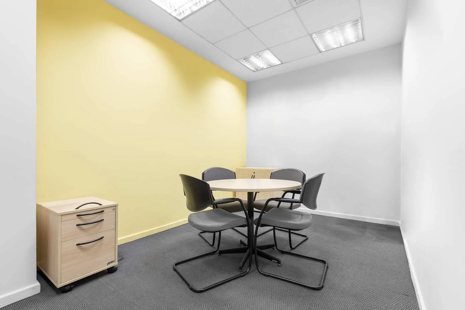 Regus ASUNCION, Citicenter, Meeting room for 4 people, Asuncion