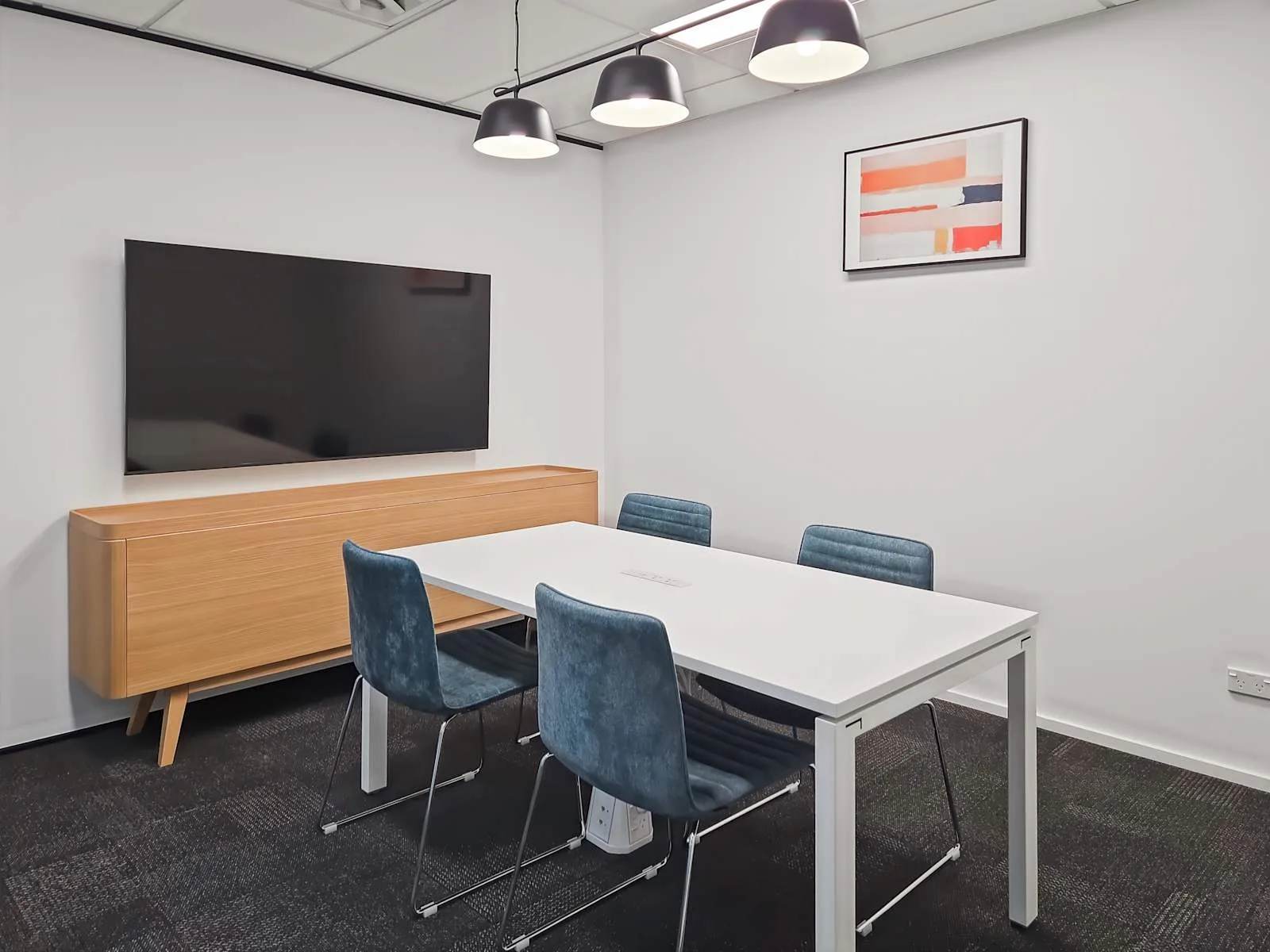 Regus Auckland, 125 Queen Street, Meeting room for 4 people, Auckland