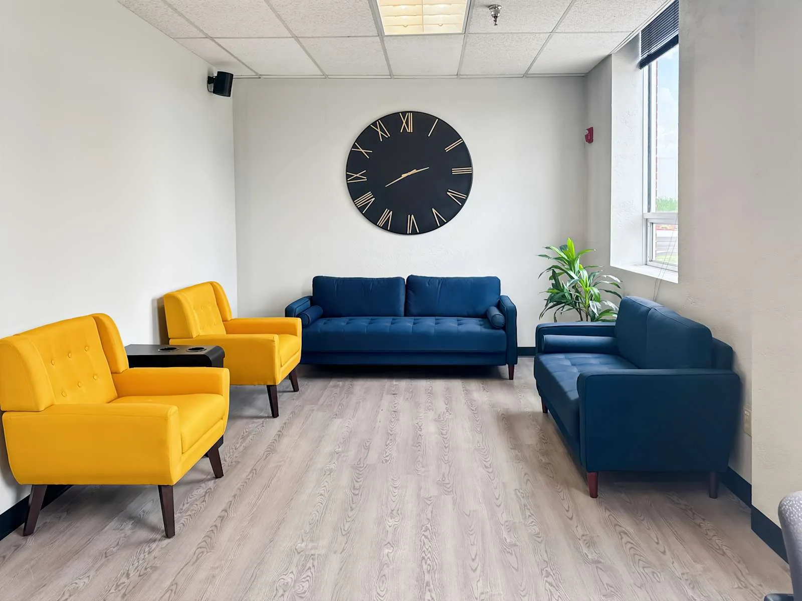 Regus AZ, Goodyear - Flite Center, Lounge, Goodyear, AZ