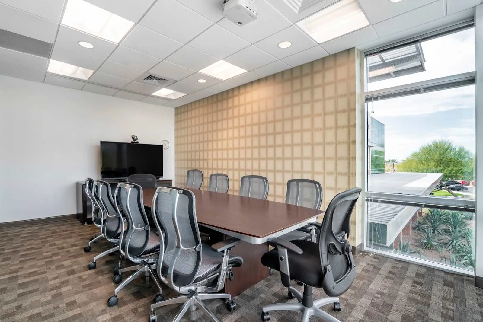 Regus AZ, Peoria - Peoria Center at Arrowhead, Meeting room for 10 people, Sun City, AZ