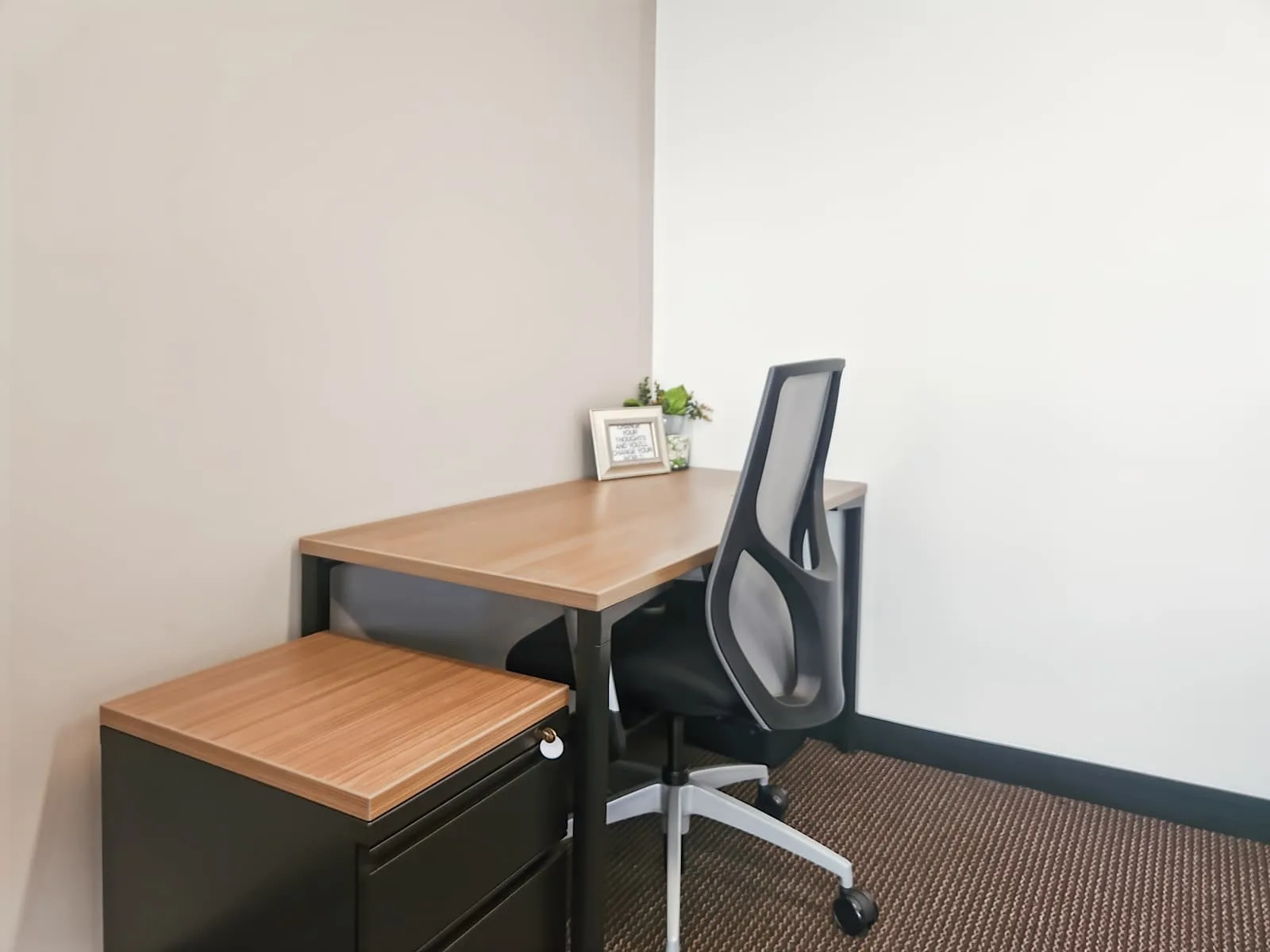 Regus AZ, Phoenix - The Peak, Private office, 1 desk, Phoenix, AZ