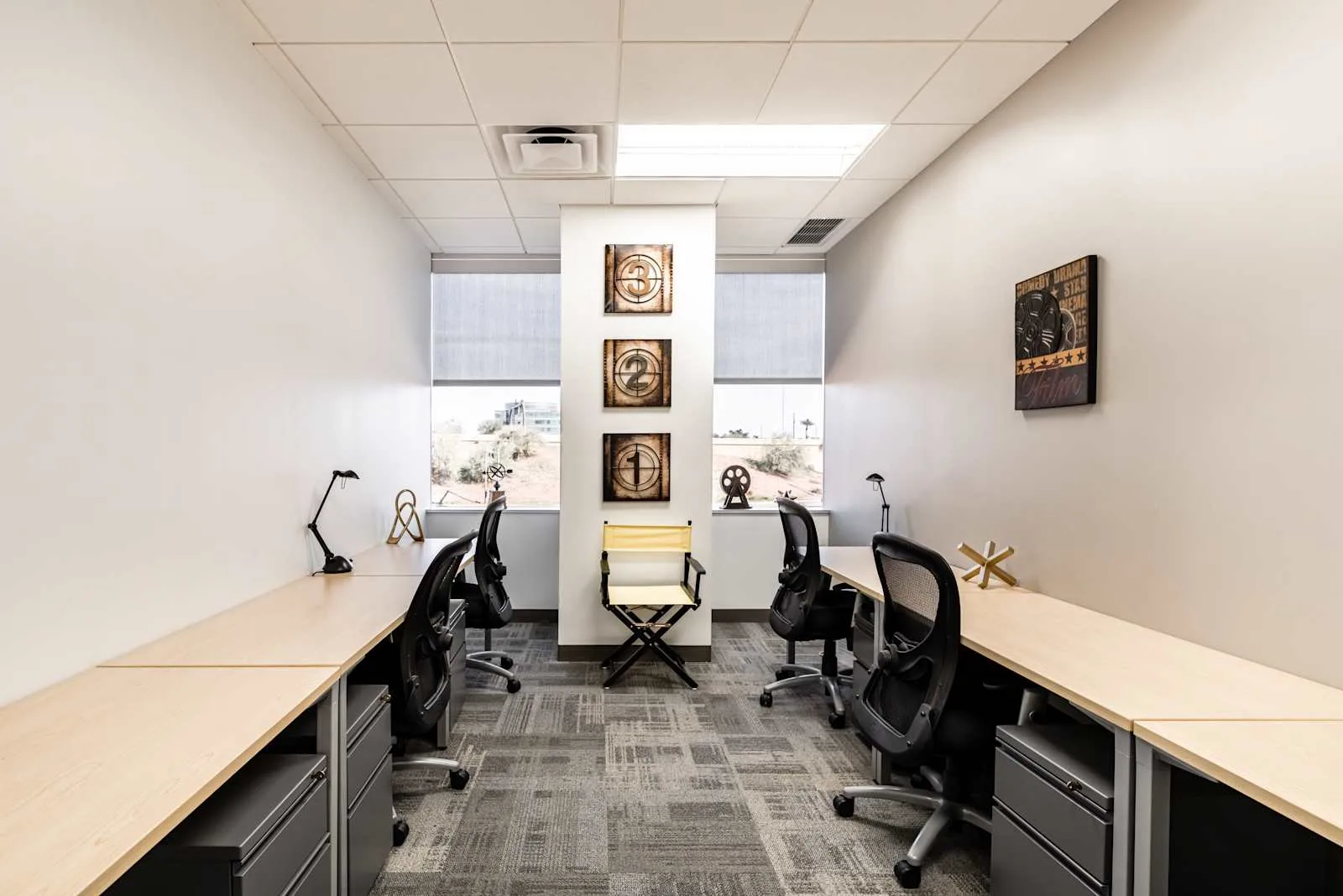 Regus AZ, Phoenix - Washington at Sky Harbor, Private office, 4 desks, Phoenix, AZ
