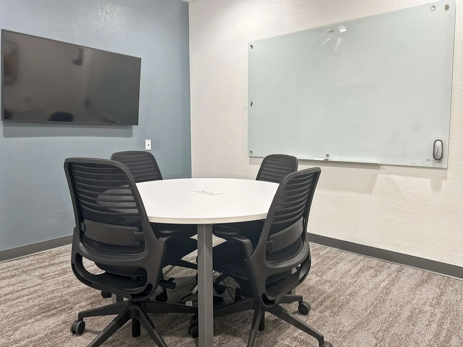 Regus AZ, Tucson - E Broadway Blvd, Meeting room for 4 people, Tucson, AZ