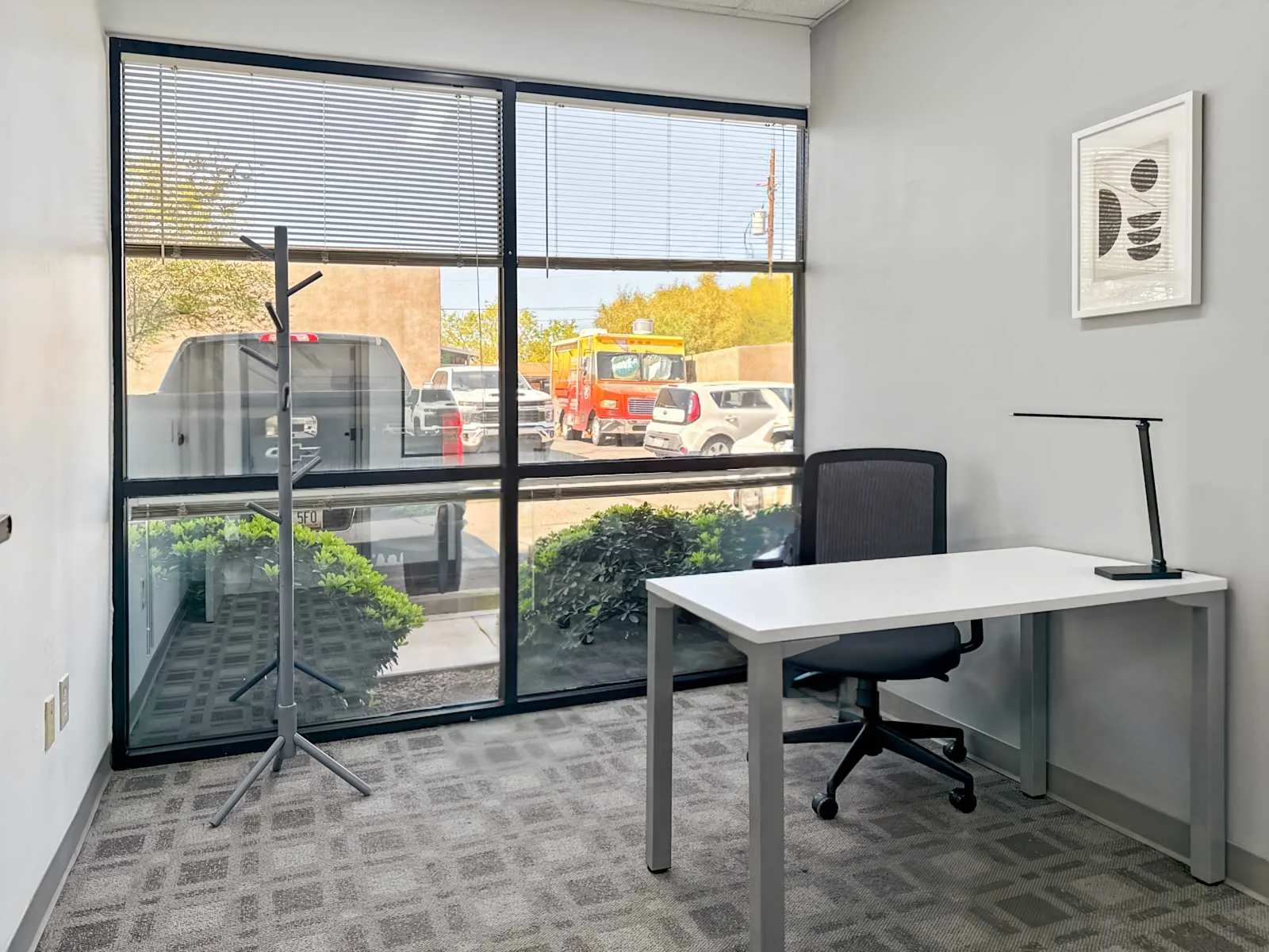 Regus AZ, Tucson - N Oracle Road, Private office, 1 desk, Tuscon, AZ
