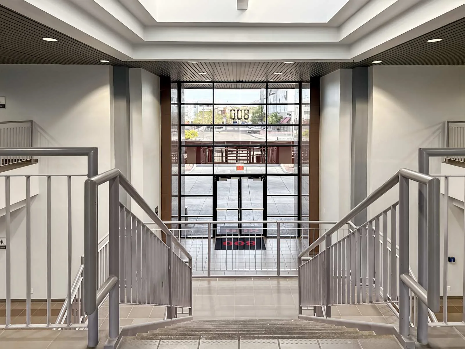 Regus AZ, Tucson - E Wetmore Rd, Reception, Tucson, AZ