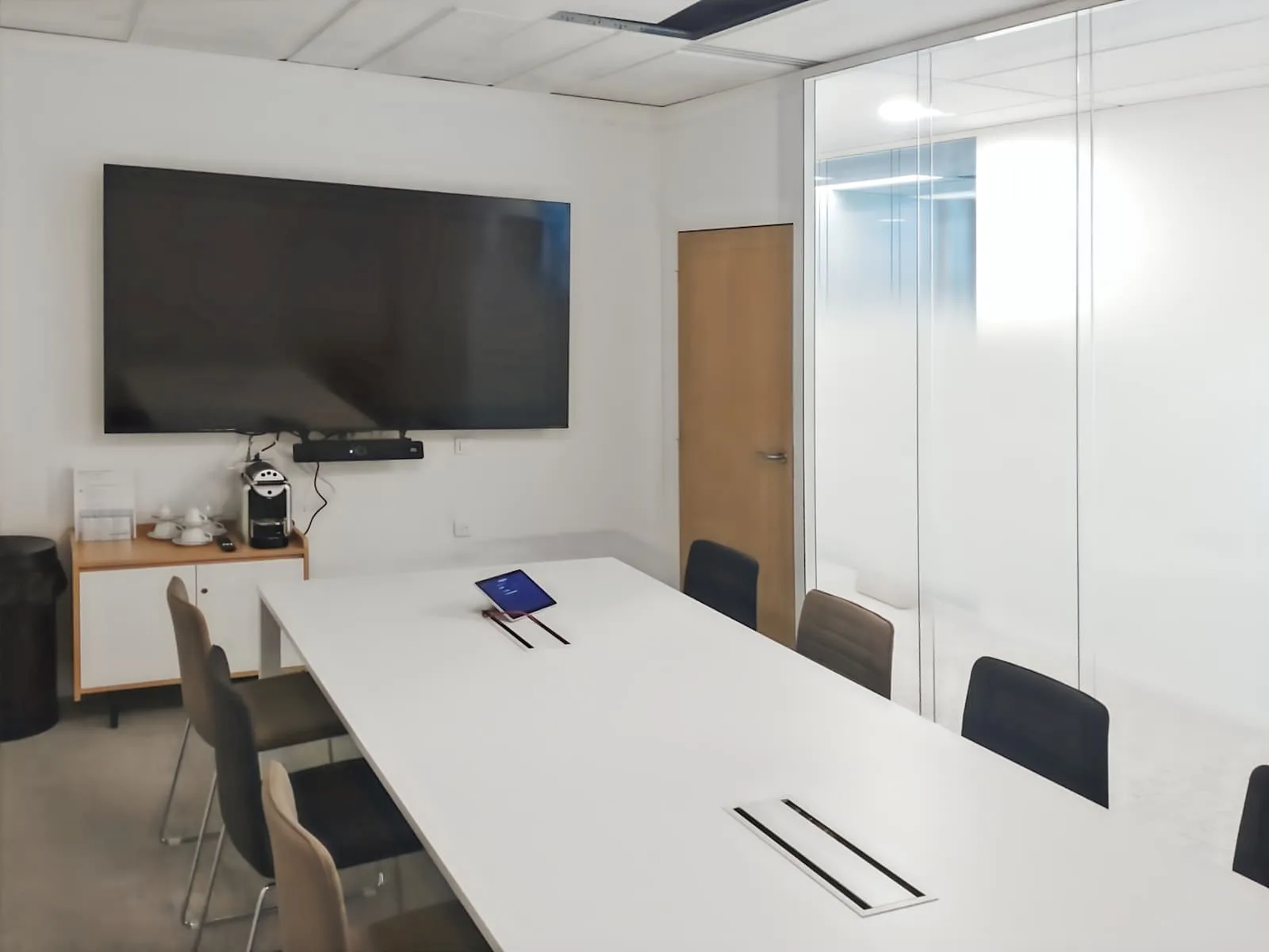 Regus Bagneux Aristide Briand, Meeting room for 8 people, Bagneux