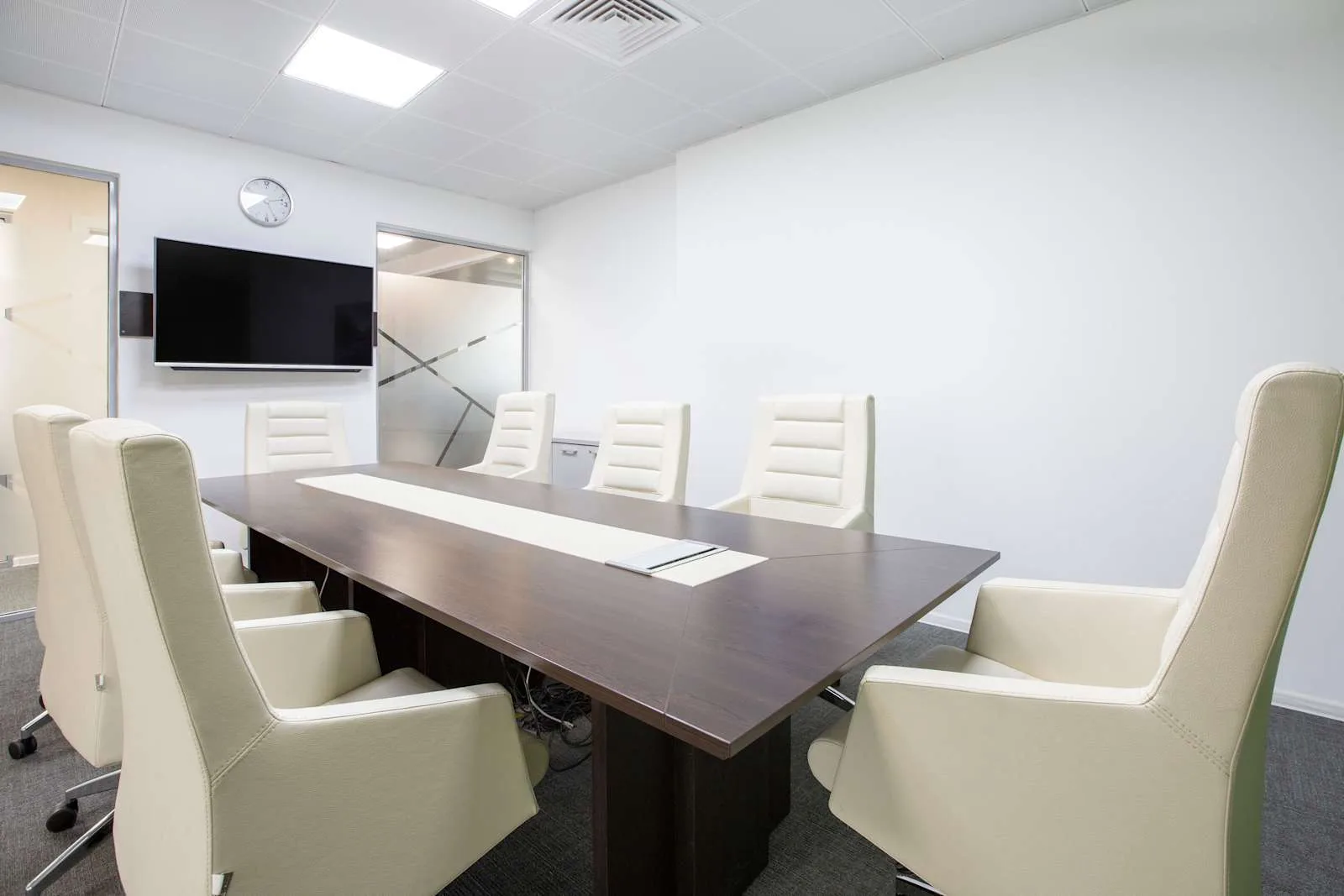 Regus BAKU, BWC, Meeting room for 8 people, Baku