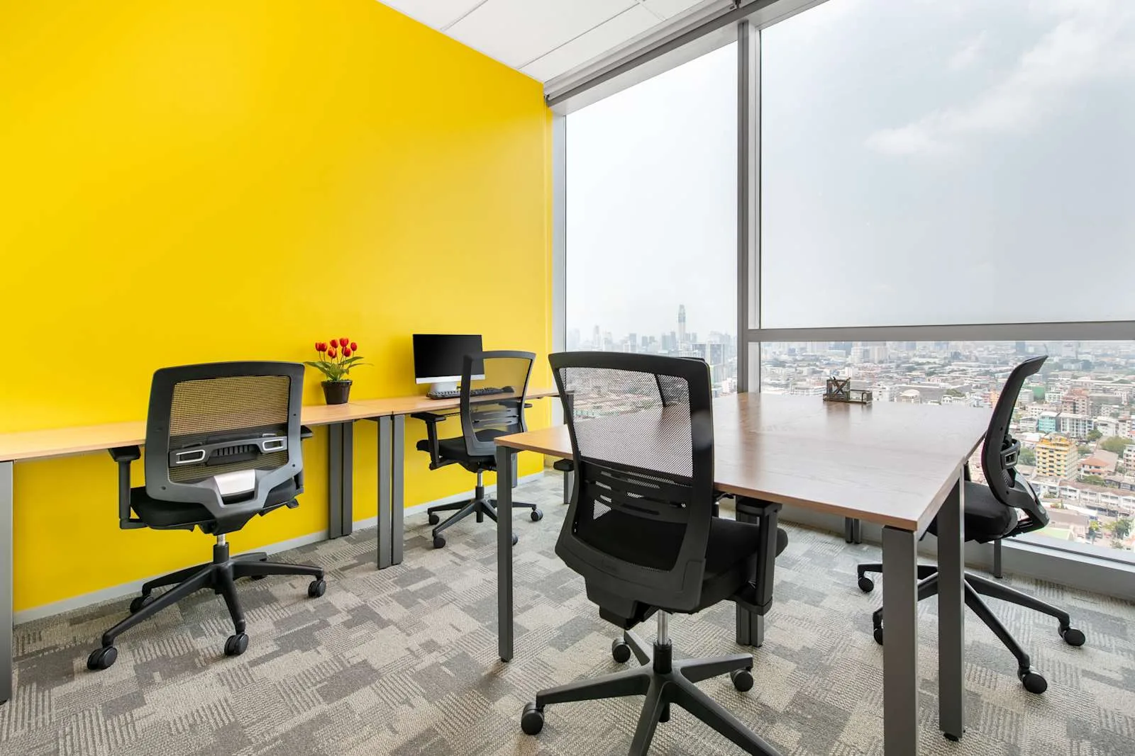 Regus BANGKOK, AIA Capital Center, Private office, 4 desks, Bangkok