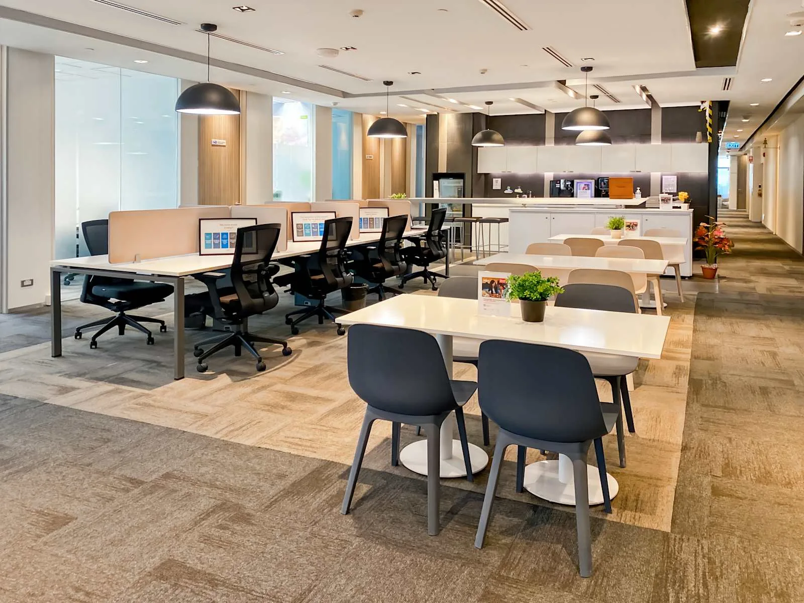 Regus BANGKOK, Bhiraj Tower, พื้นที่เปิดโล่ง, กรุงเทพมหานคร