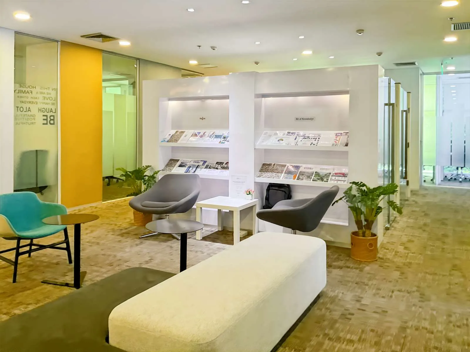 Regus BANGKOK, Gaysorn Plaza, พื้นที่พักผ่อน, กรุงเทพมหานคร