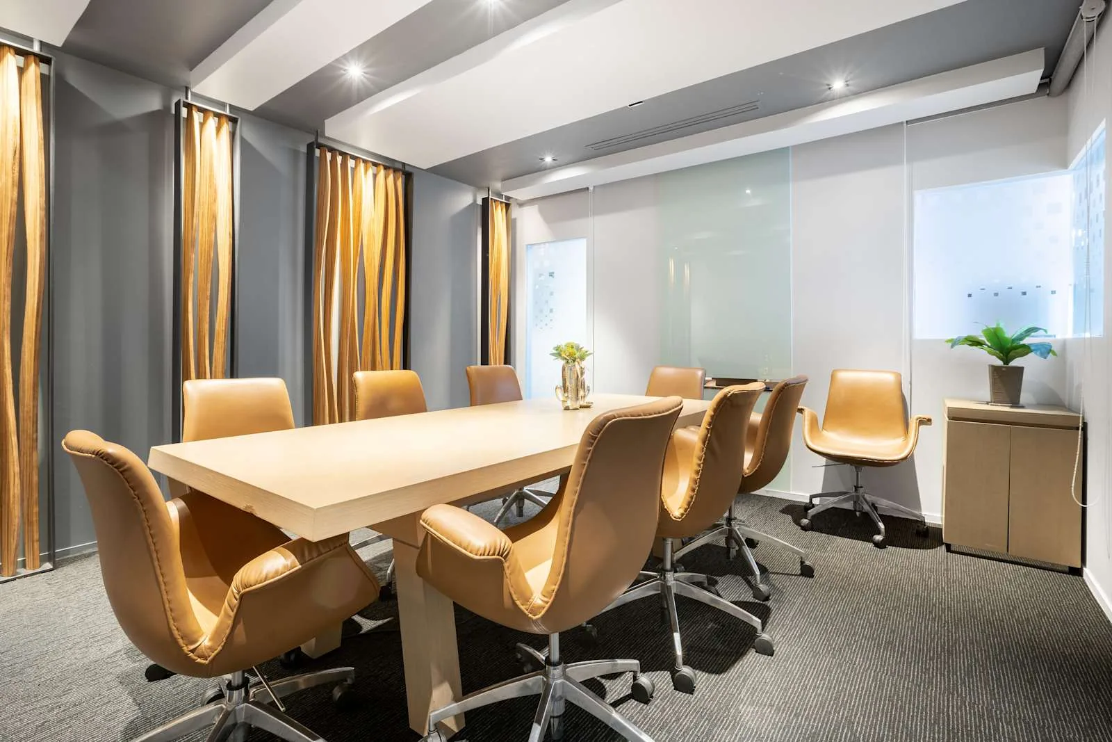 Regus BANGKOK, The Ninth Tower, Meeting room for 8 people, Bangkok