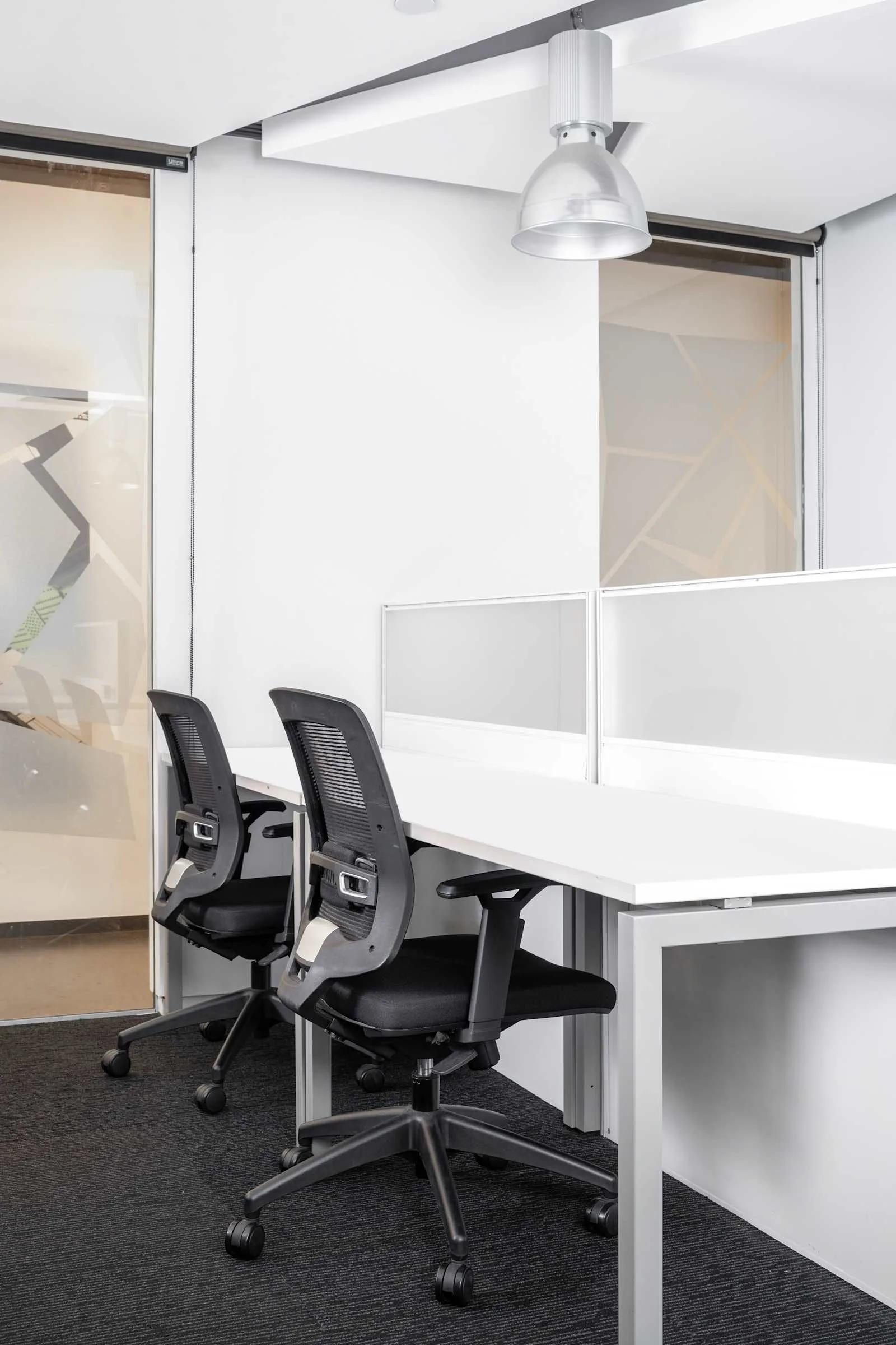 Regus BANGKOK, Siam Tower, ออฟฟิศส่วนตัว 2 ที่นั่ง, กรุงเทพมหานคร