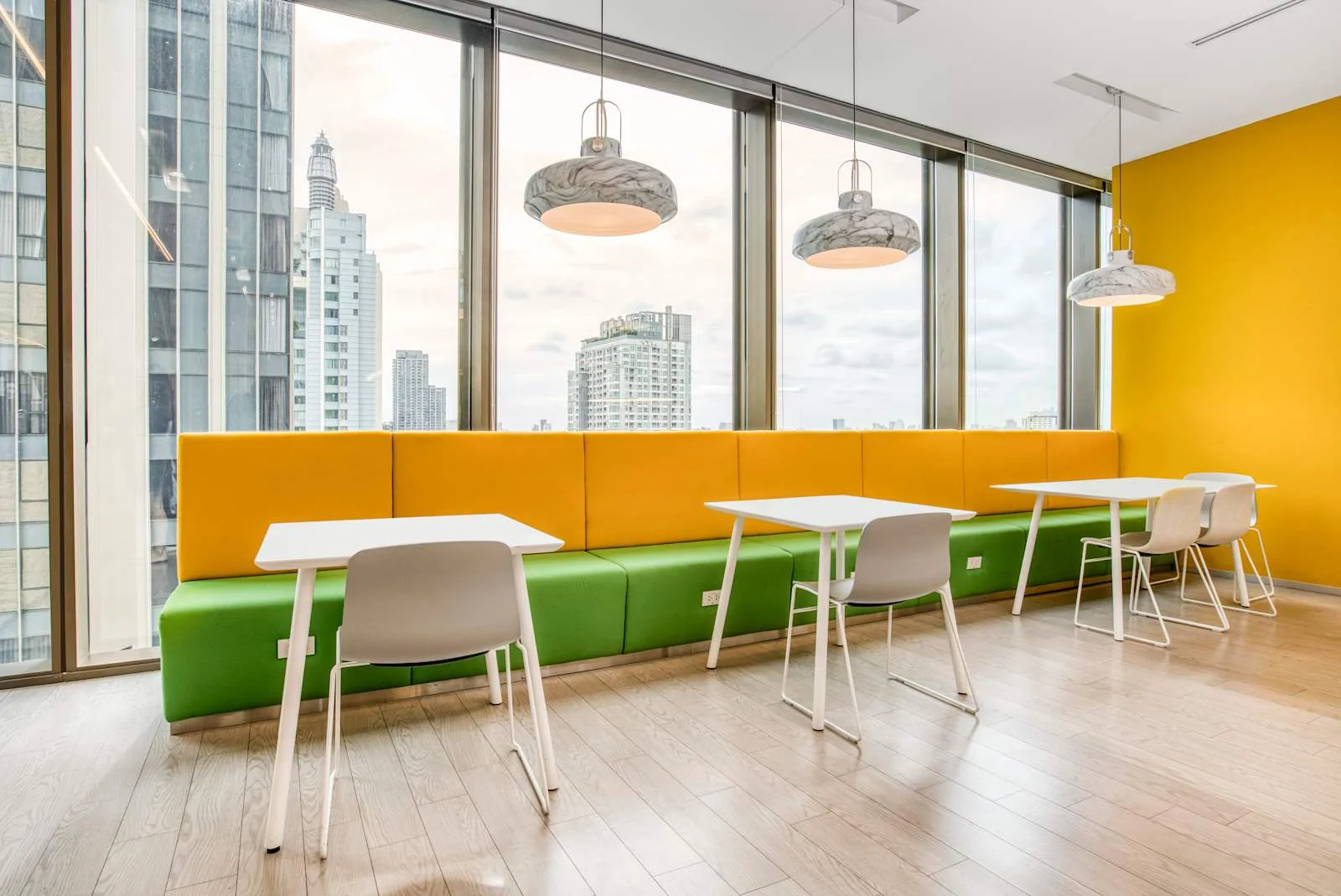 Regus BANGKOK, Regus Singha Complex, Cafeteria, Bangkok