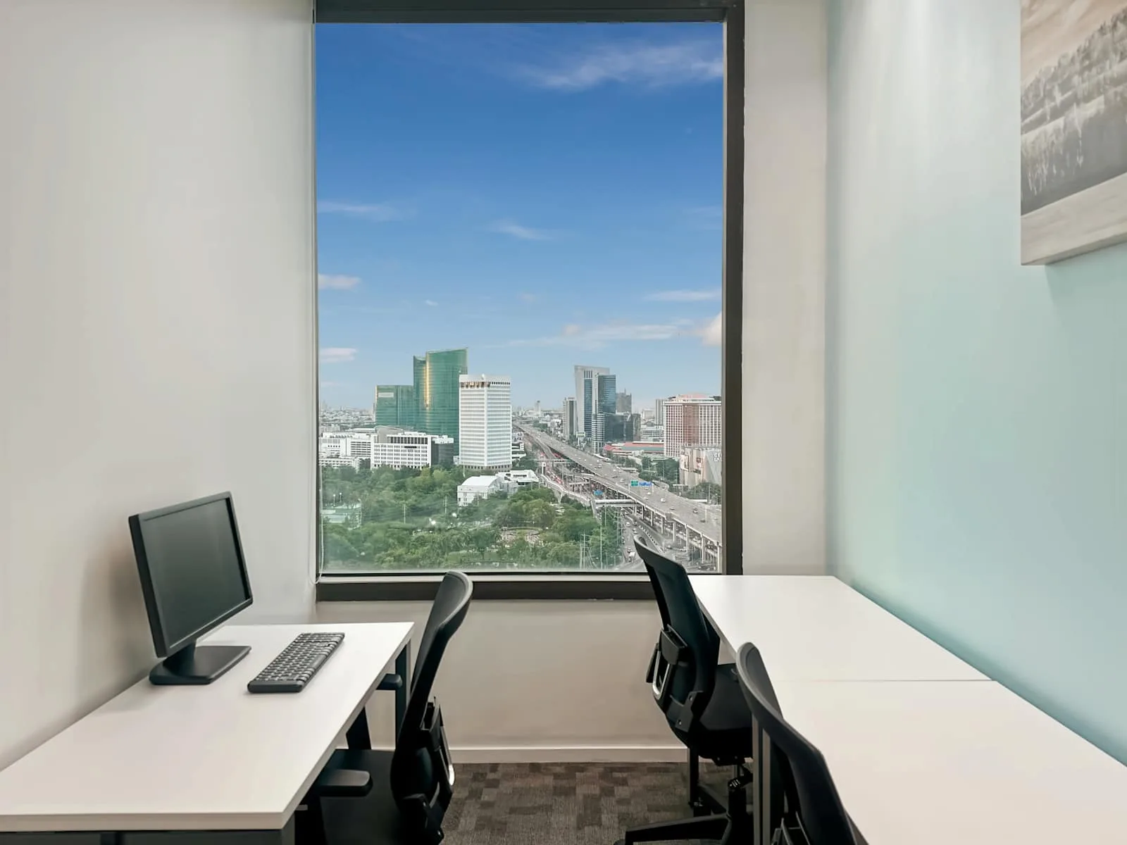 Regus BANGKOK, SJ Infinite I Business Complex, Private office, 3 desks, Bangkok