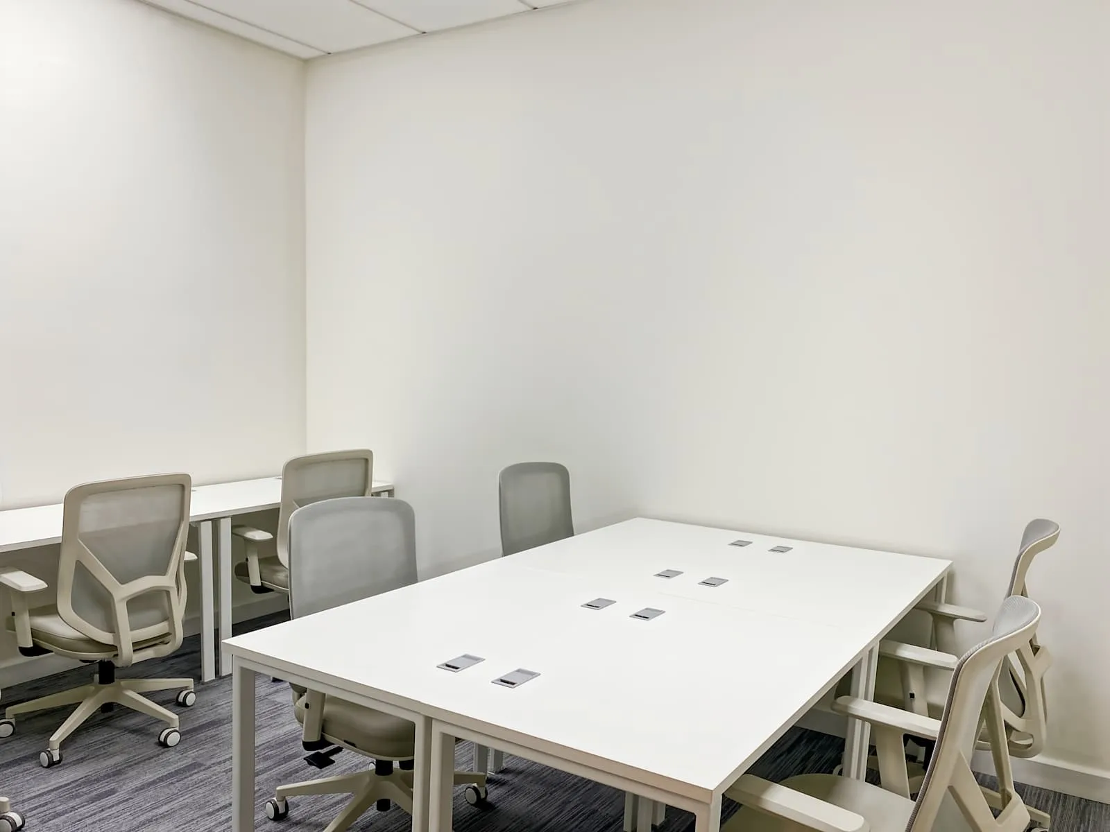 Regus Bangkok, Supalai Icon Sathorn, ออฟฟิศส่วนตัว 6 ที่นั่ง, กรุงเทพมหานคร