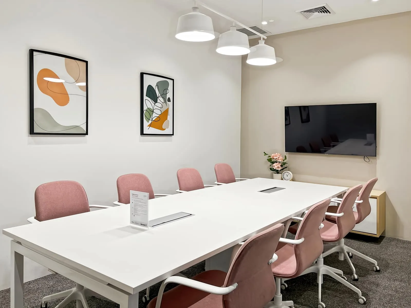 Regus Bangkok, WHA Tower, ห้องประชุมสำหรับ 8 คน, สมุทรปราการ