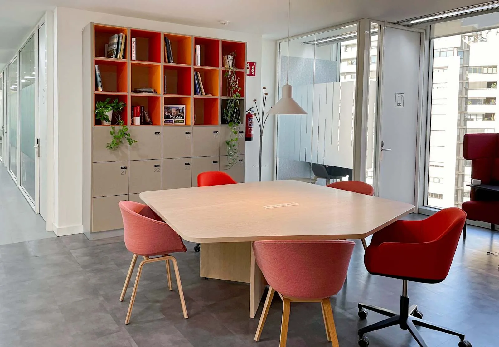 Regus BARCELONA, Diagonal, Sala de reuniones para 5 personas, Barcelona