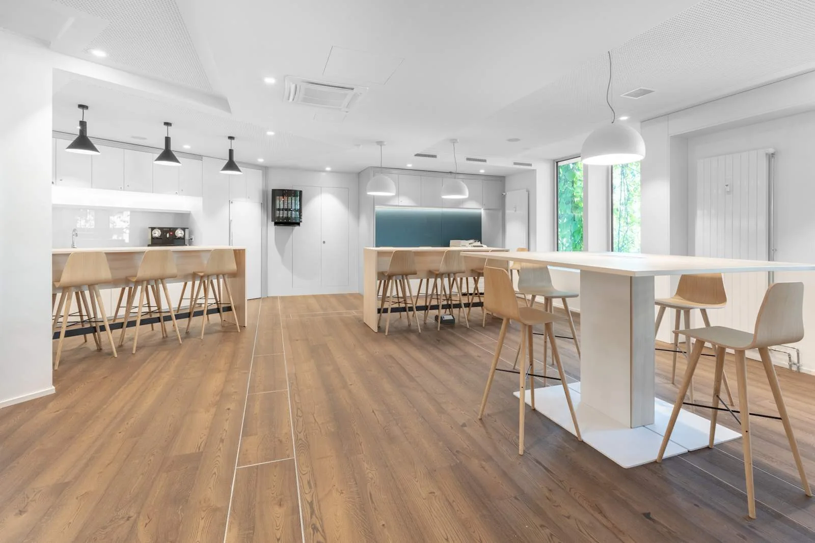 Regus BASEL, Stücki Village, Kantine, Basel