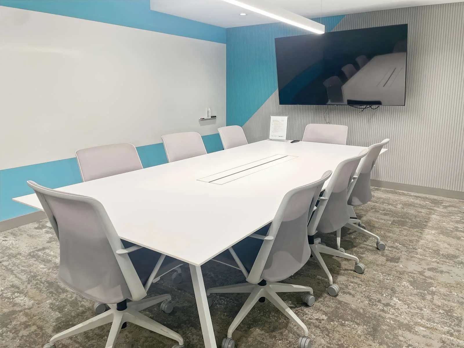 Regus BC, Burnaby - Edmonds St, Meeting room for 10 people, Burnaby, BC