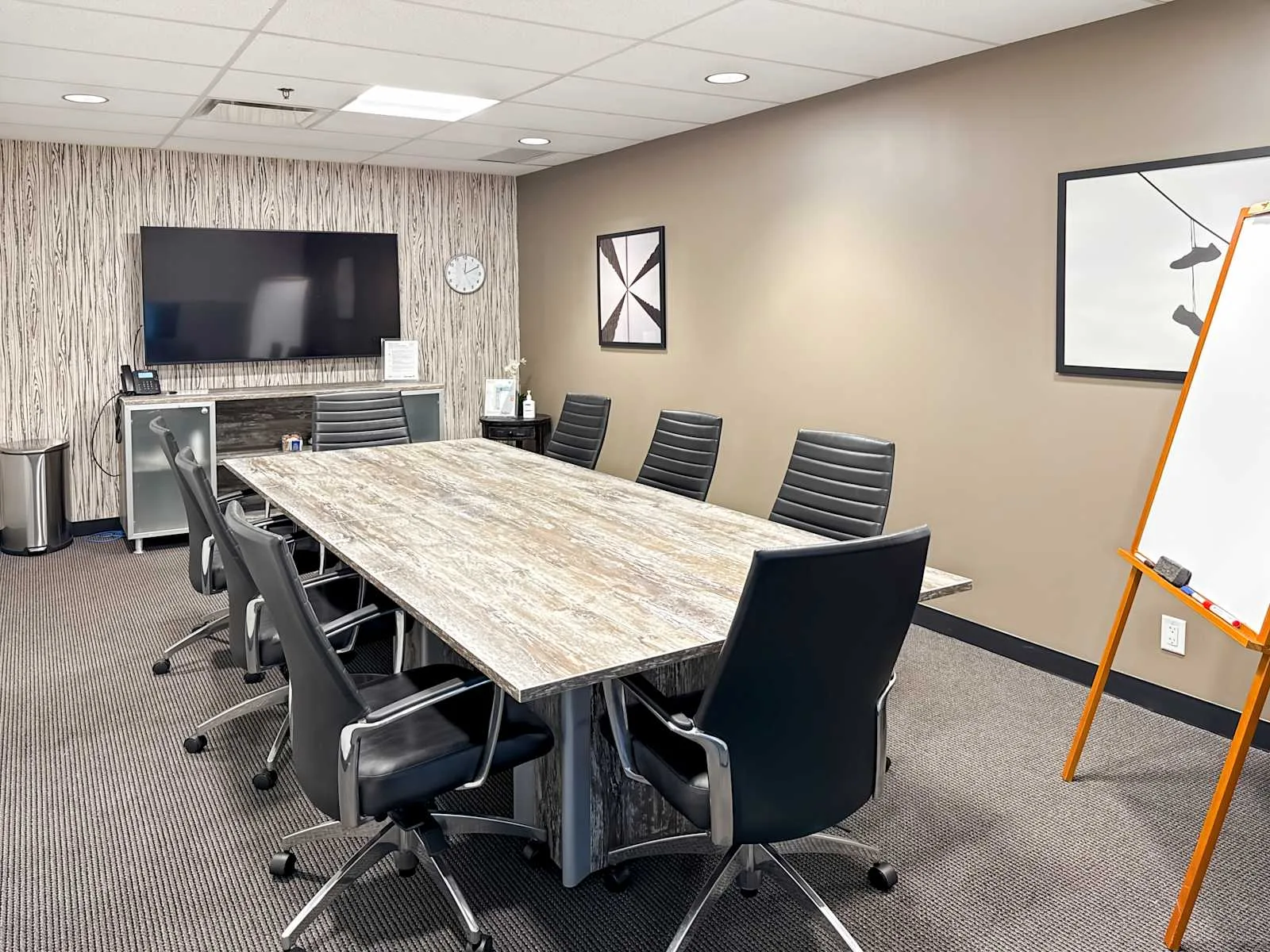 Regus BC, Maple Ridge - Maple Ridge, Salle de réunion 8 personnes, Maple Ridge, BC