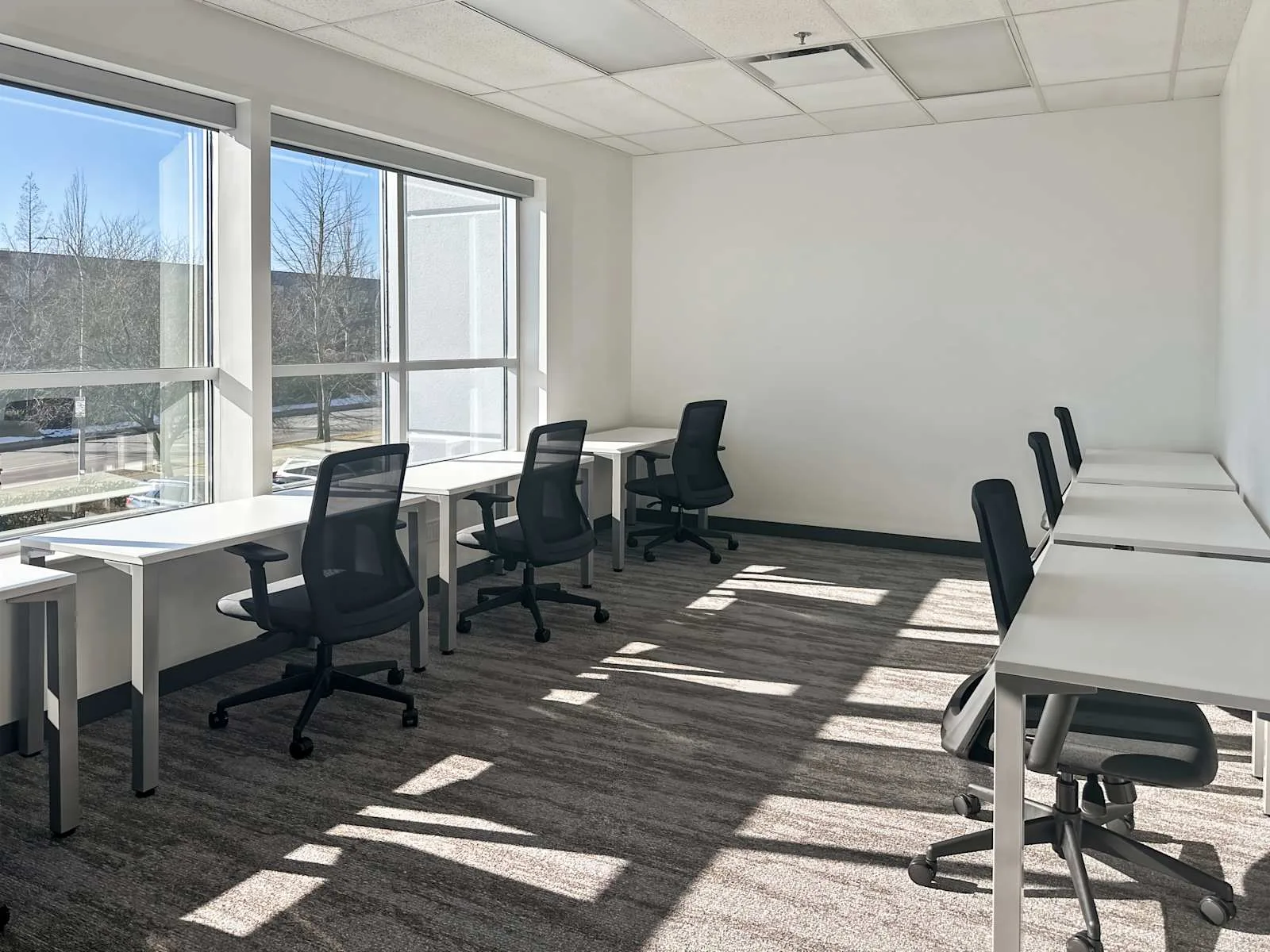 Regus BC, Surrey - Benchmark Business Centre, Private office, 6 desks, Surrey, BC