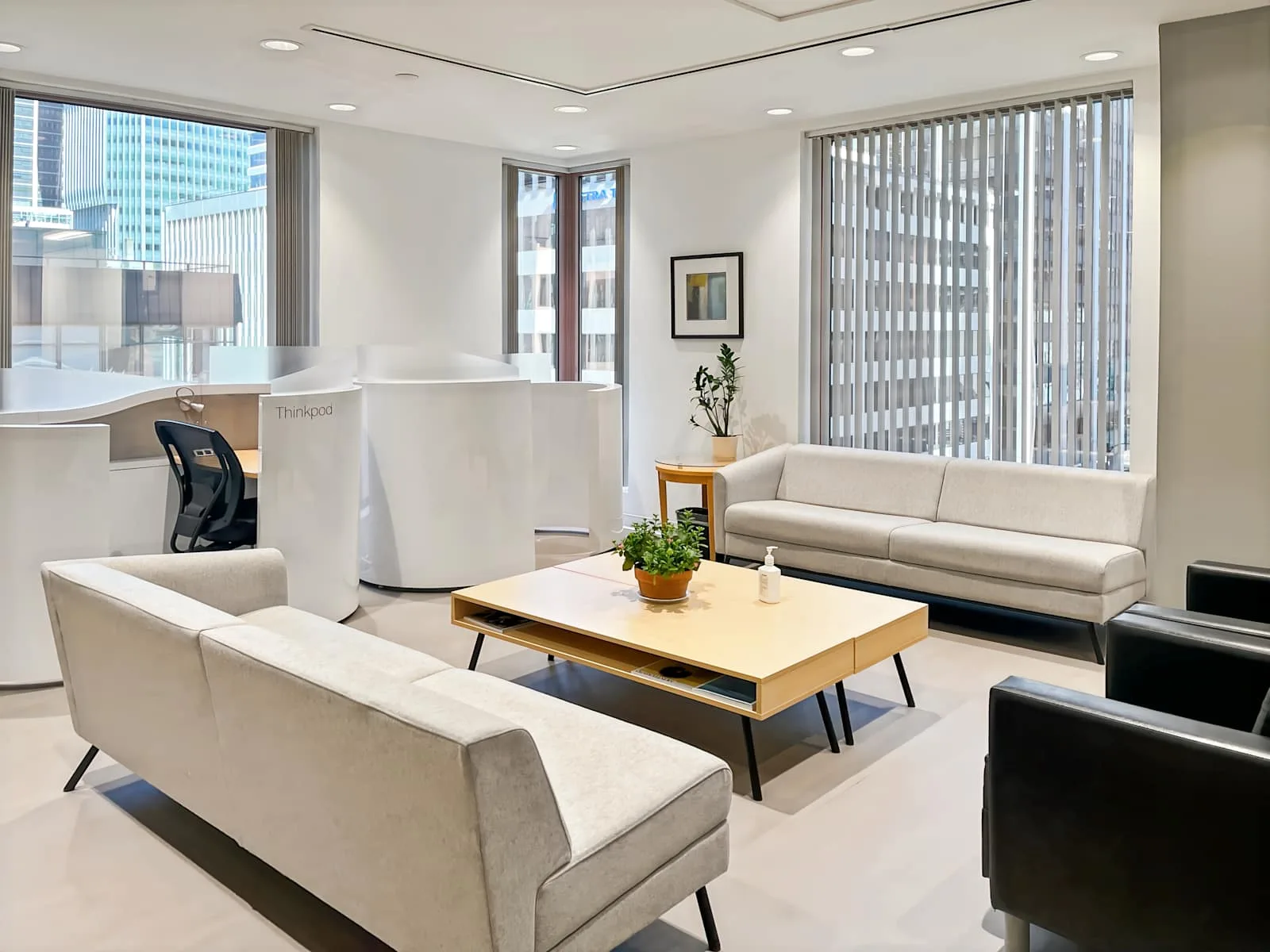 Regus BC, Vancouver - Park Place, Lounge, Vancouver, BC