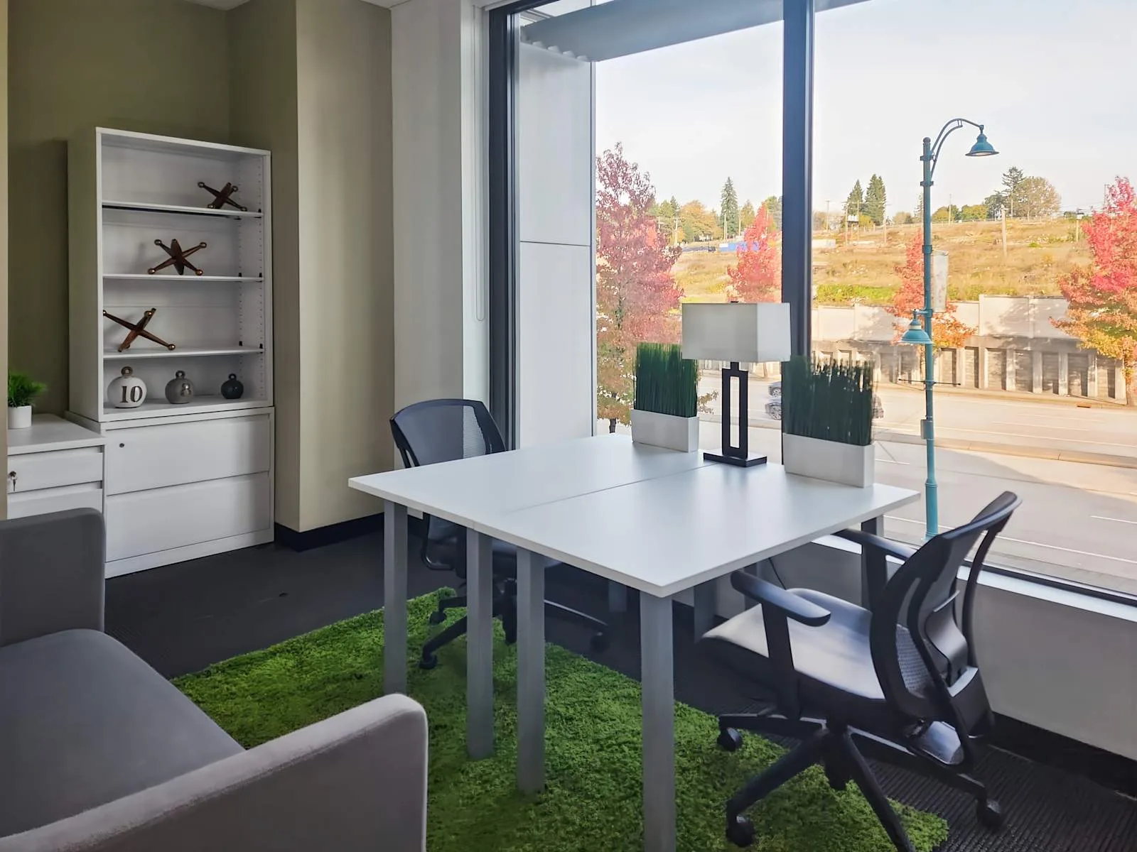 Regus BC, Vancouver - Port Moody, Private office, 2 desks, Port Moody, BC