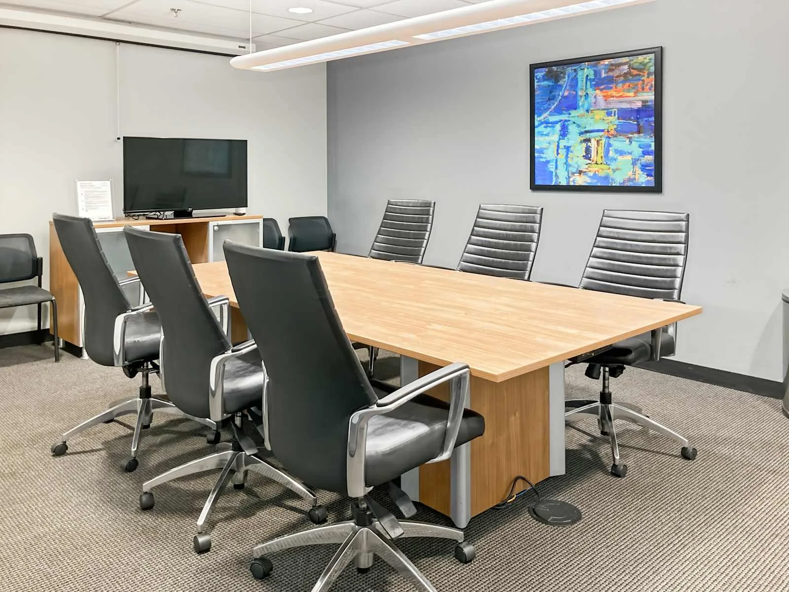 Regus BC, Vancouver - Robson Square, Meeting room for 6 people, Vancouver, BC