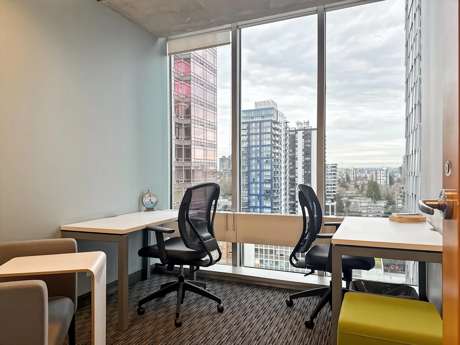 Regus BC, Vancouver - West Georgia, Private office, 2 desks, Vancouver, BC