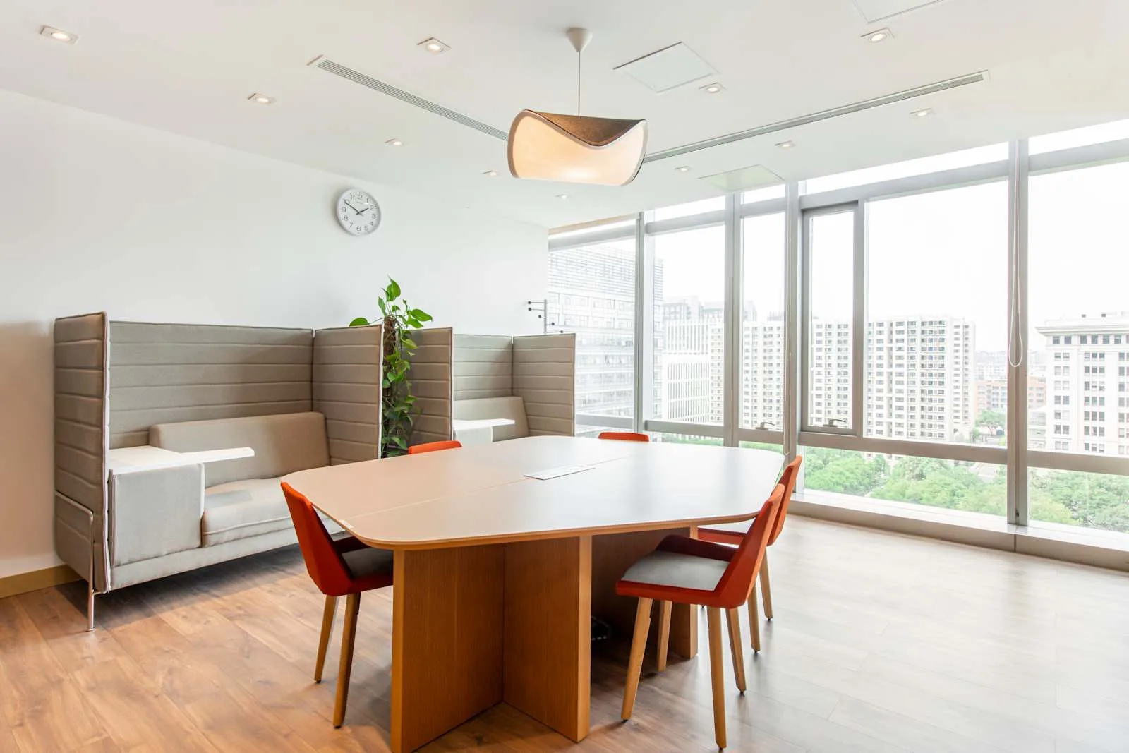 Regus BEIJING, Excel Centre, Meeting room for 4 people, Beijing