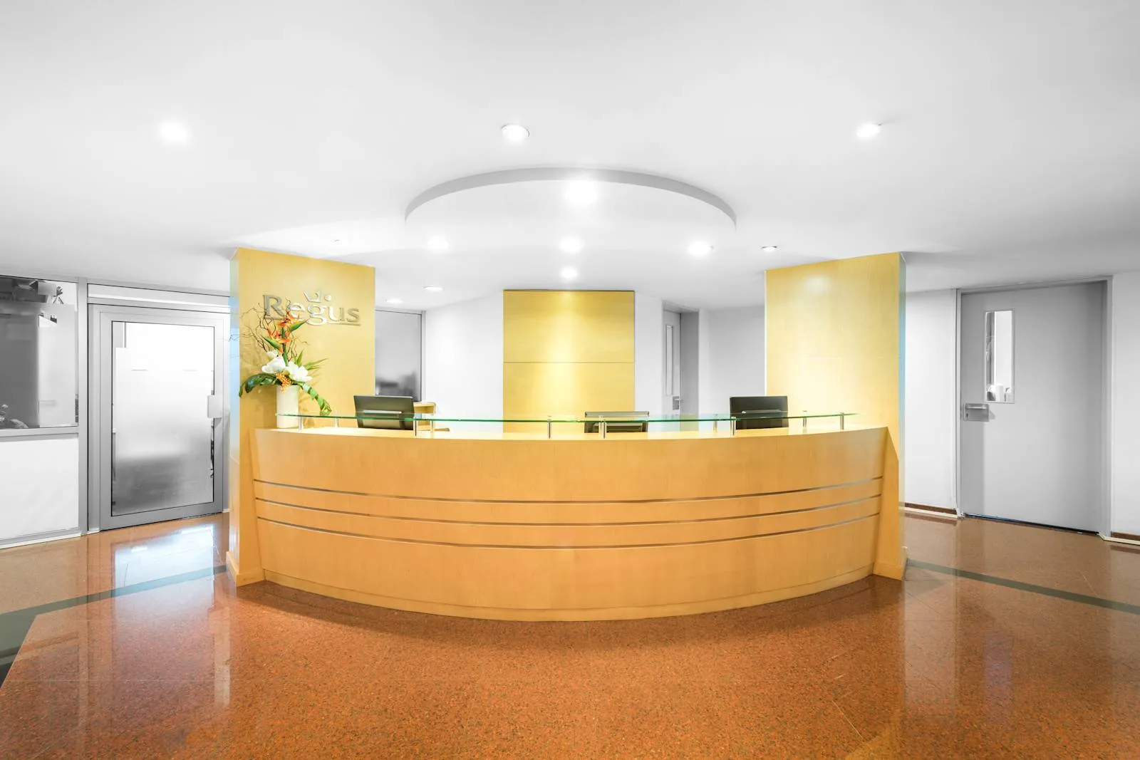 Regus BEIJING, Lufthansa Center、前台、北京市