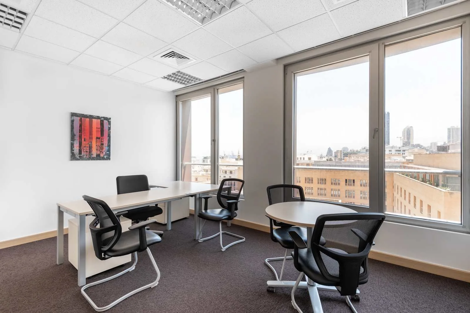 Regus BEIRUT, Central District، مكتب خاص بمحطتي عمل، بيروت