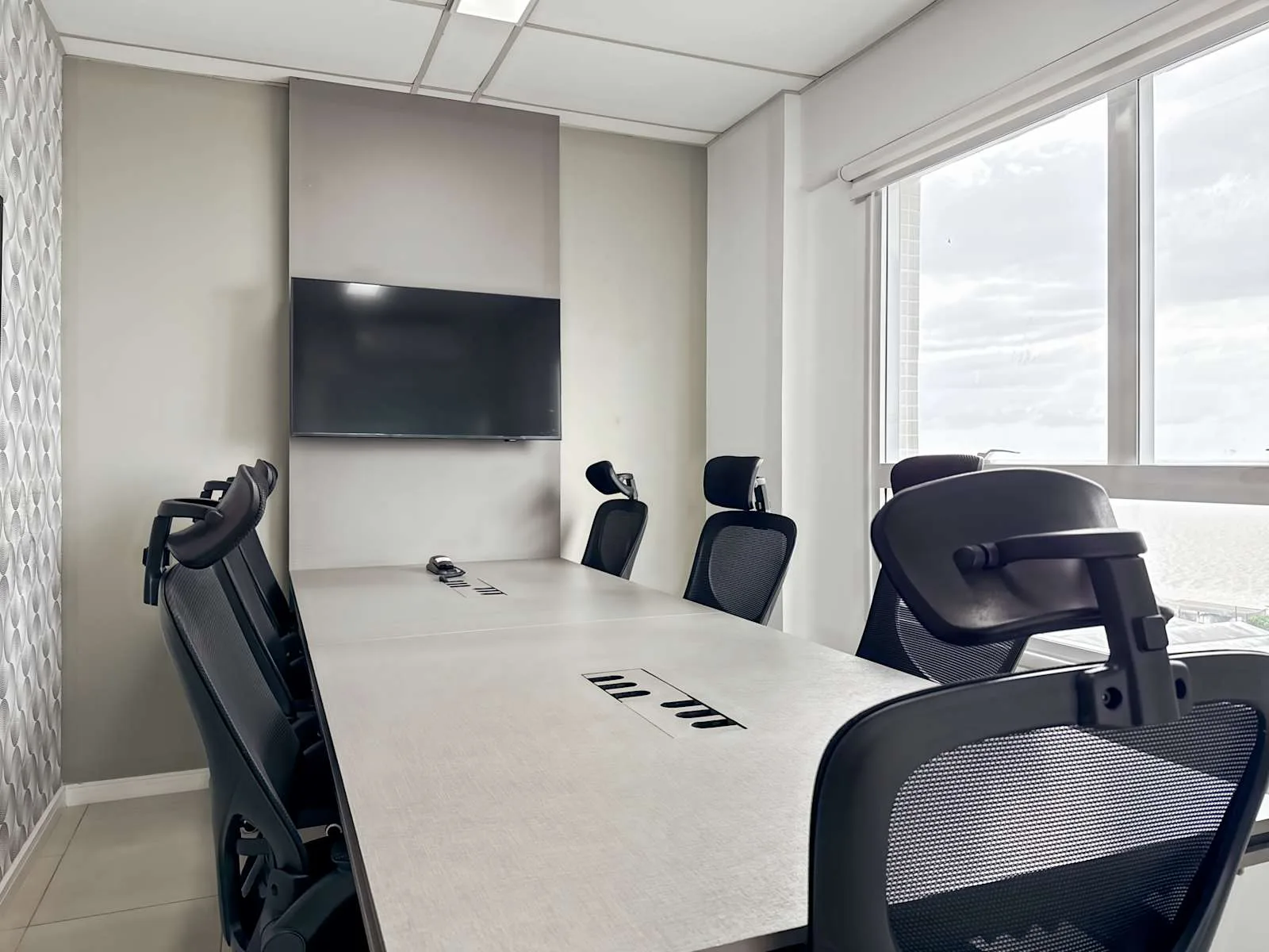 Regus Belem, Municipalidade, Meeting room for 6 people, Belem