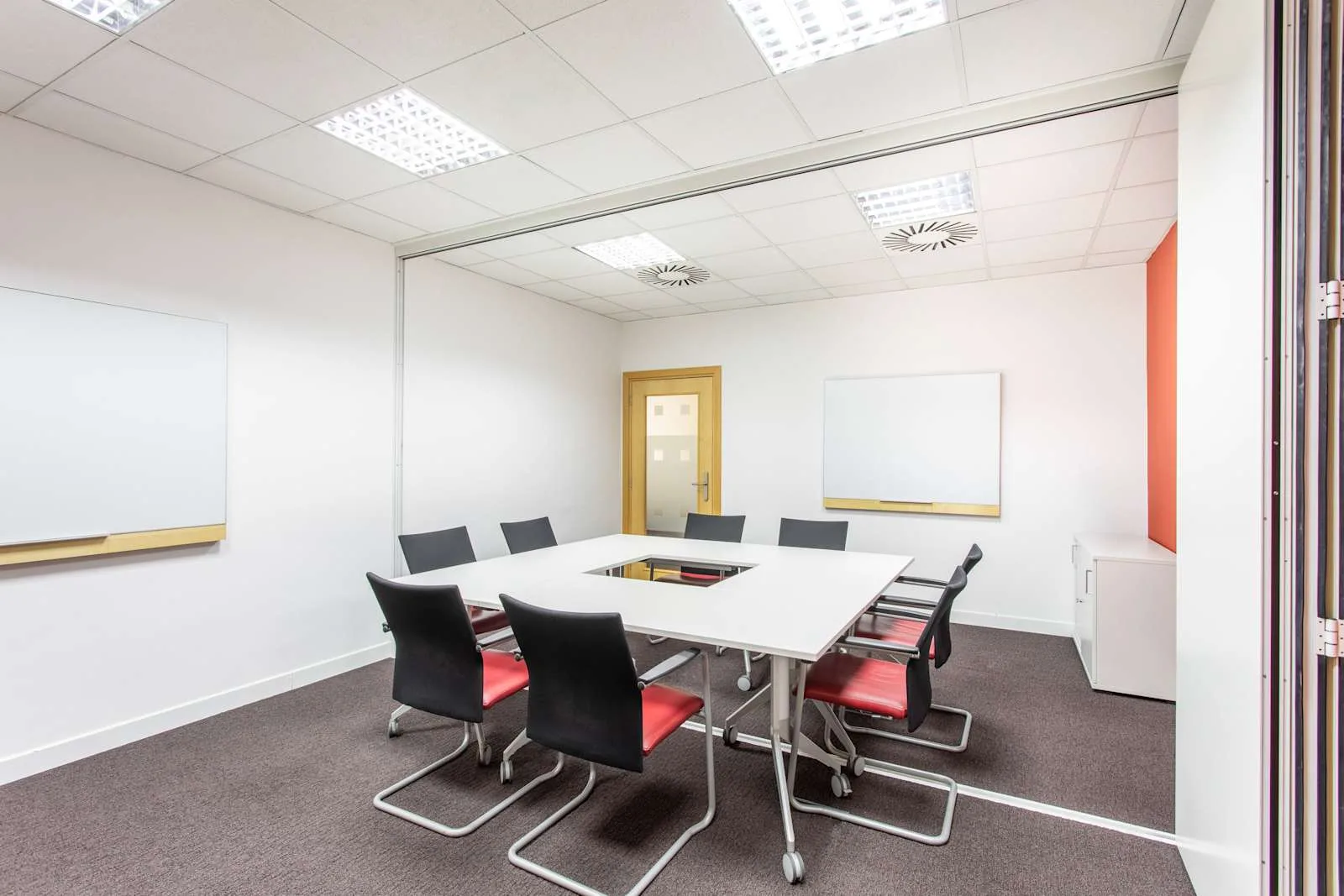 Regus BELGRADE, New Town, Meeting room for 8 people, Beograd