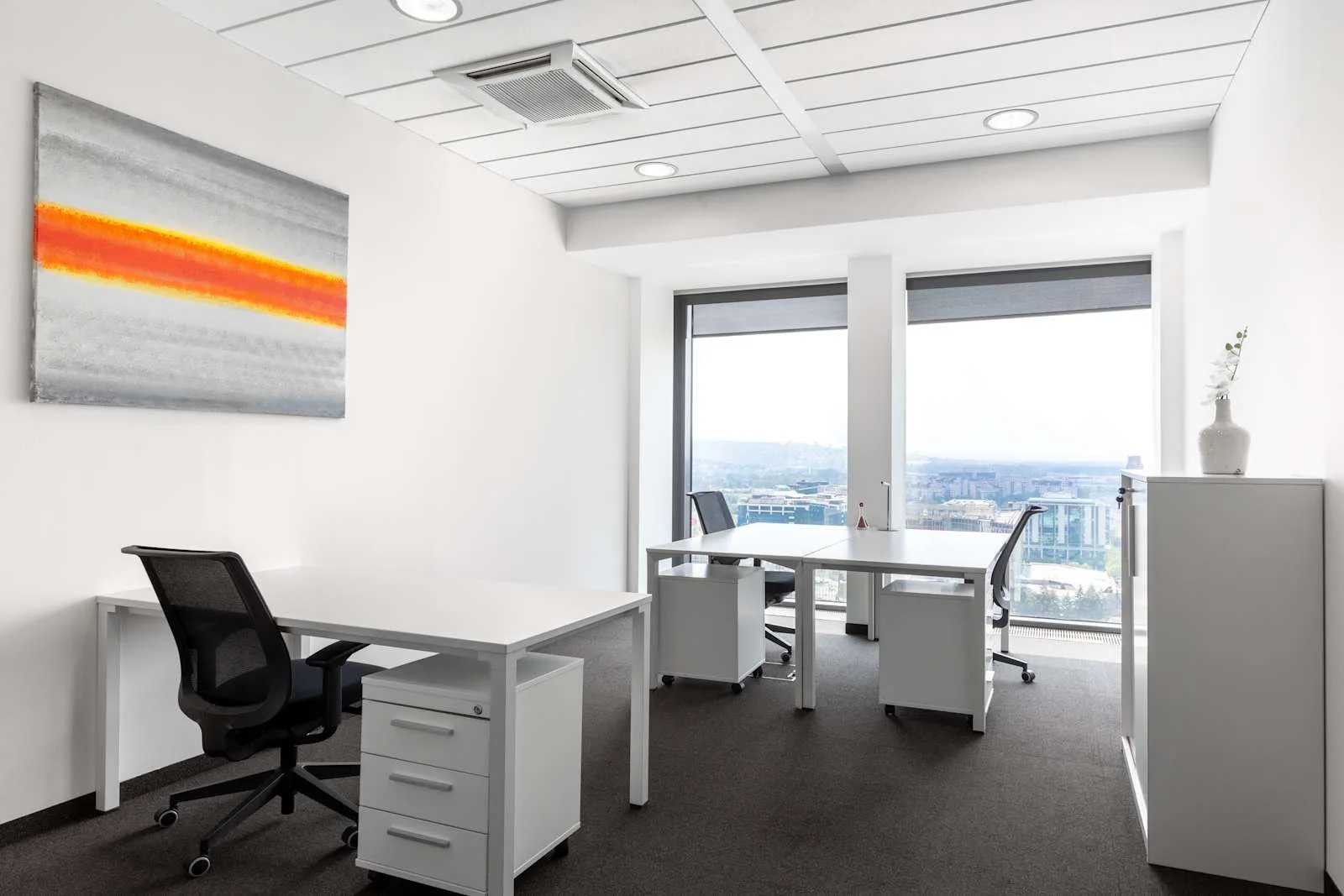 Regus BELGRADE, USCE Tower, Private office, 3 desks, Beograd