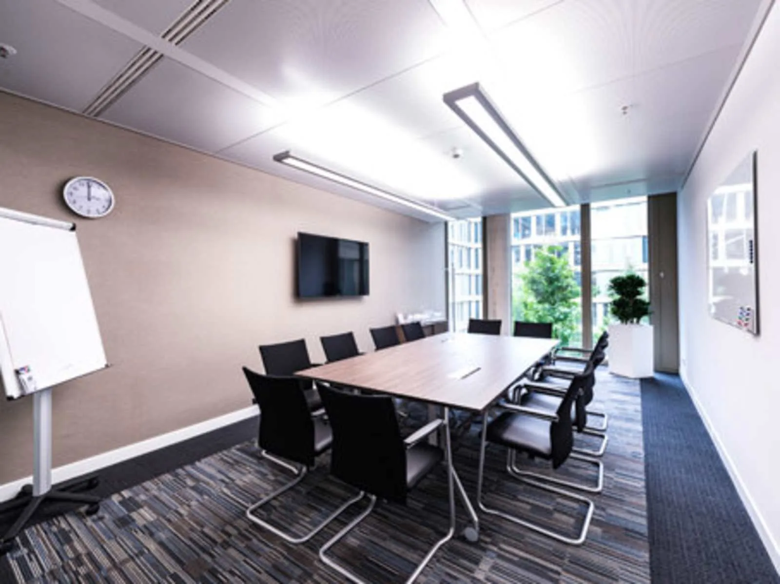 Regus BERLIN, Am Kanzleramt, Besprechungsraum für 10 Personen, Berlin